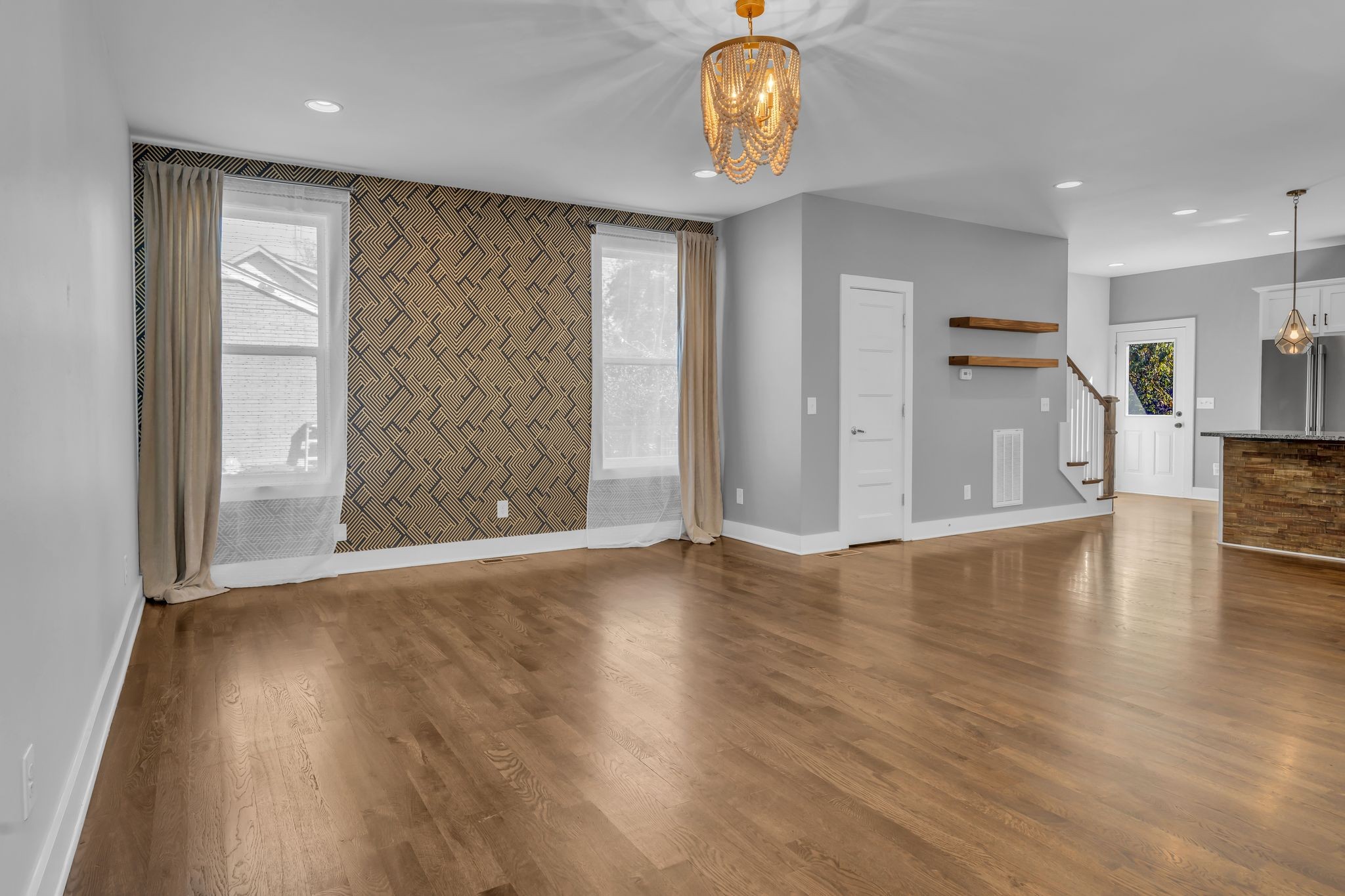 1005B Shadow Ln