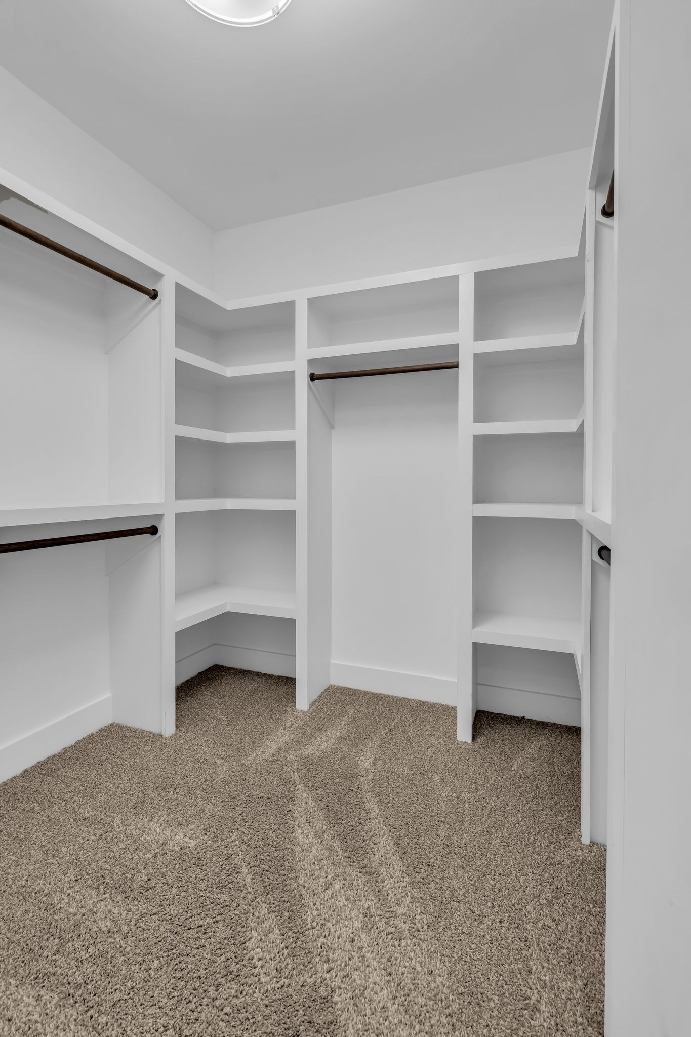 1005B Shadow Ln