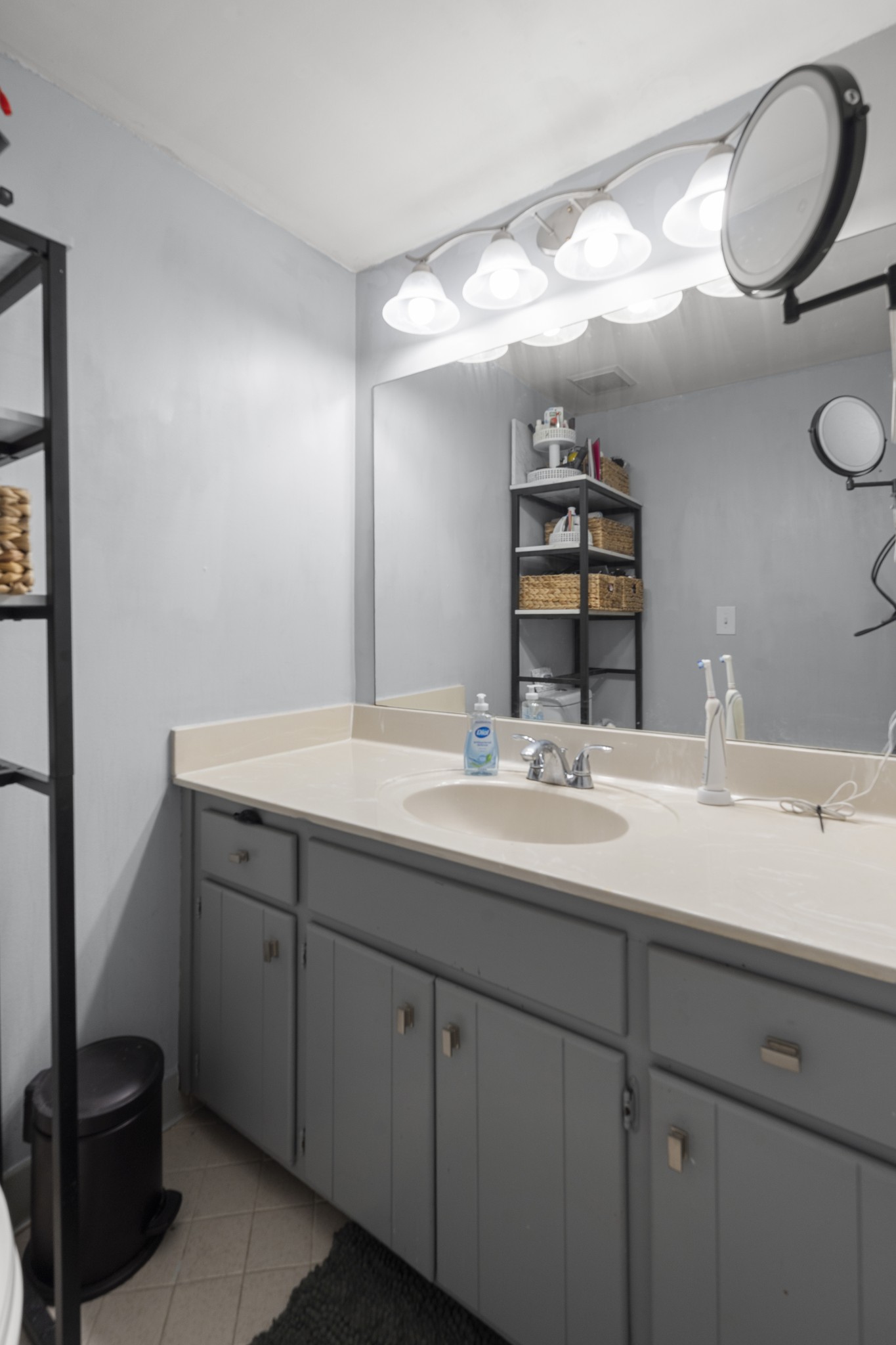 2325 Elliston Pl Unit: 408