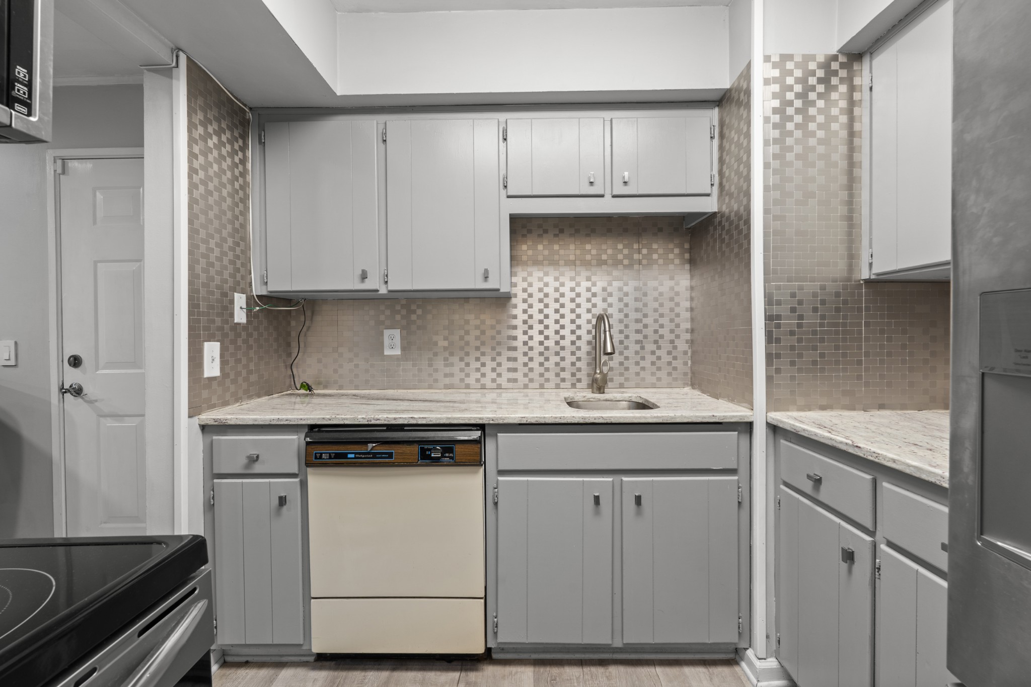 2325 Elliston Pl Unit: 408