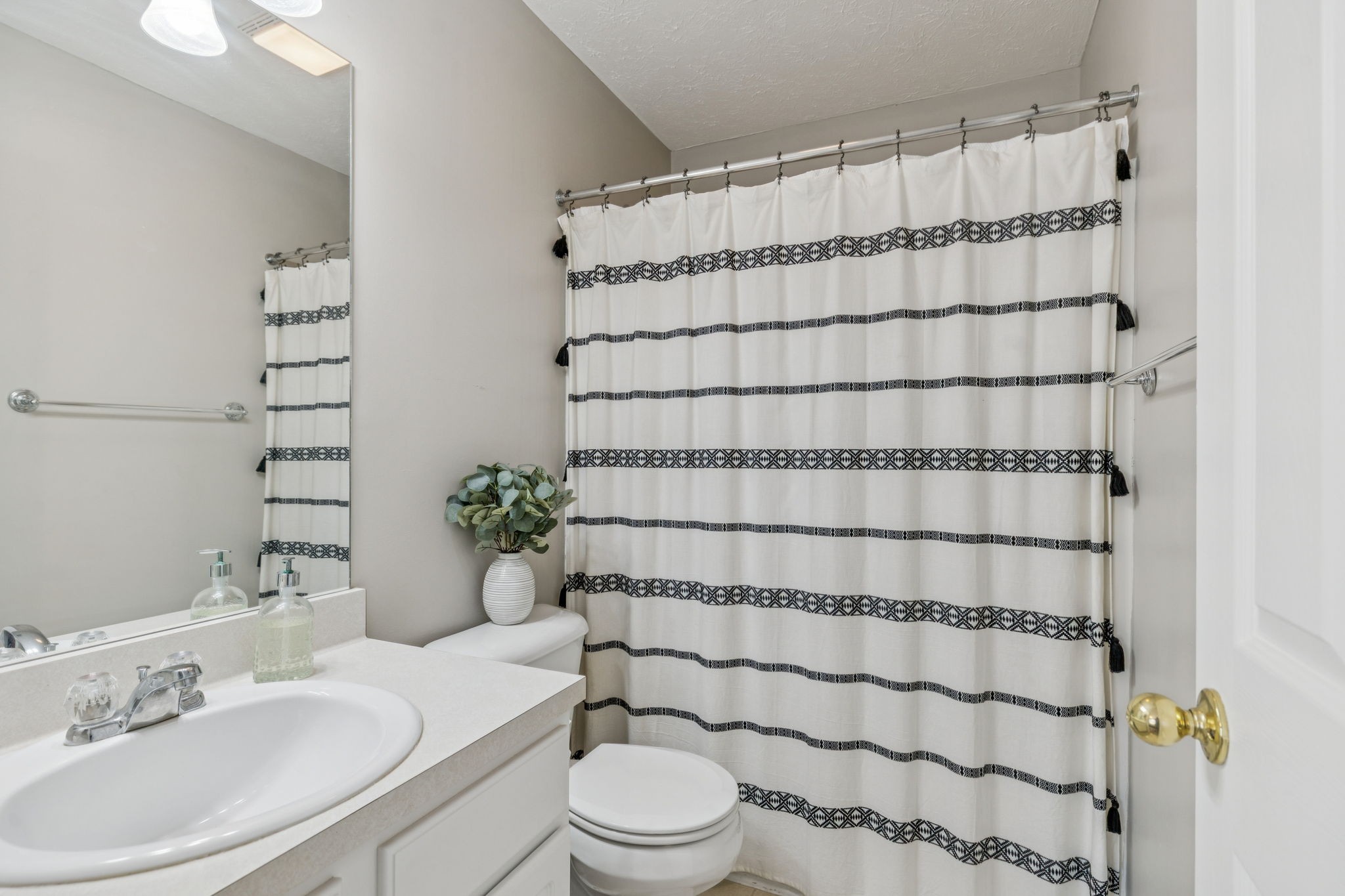 3323 Harpeth Springs Dr