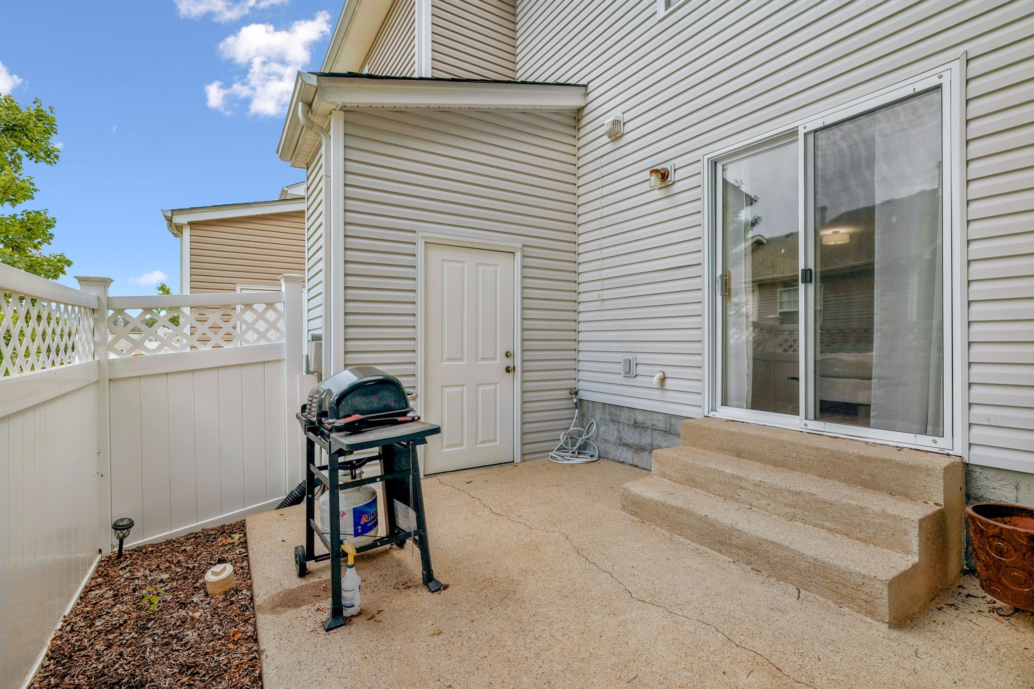 3323 Harpeth Springs Dr