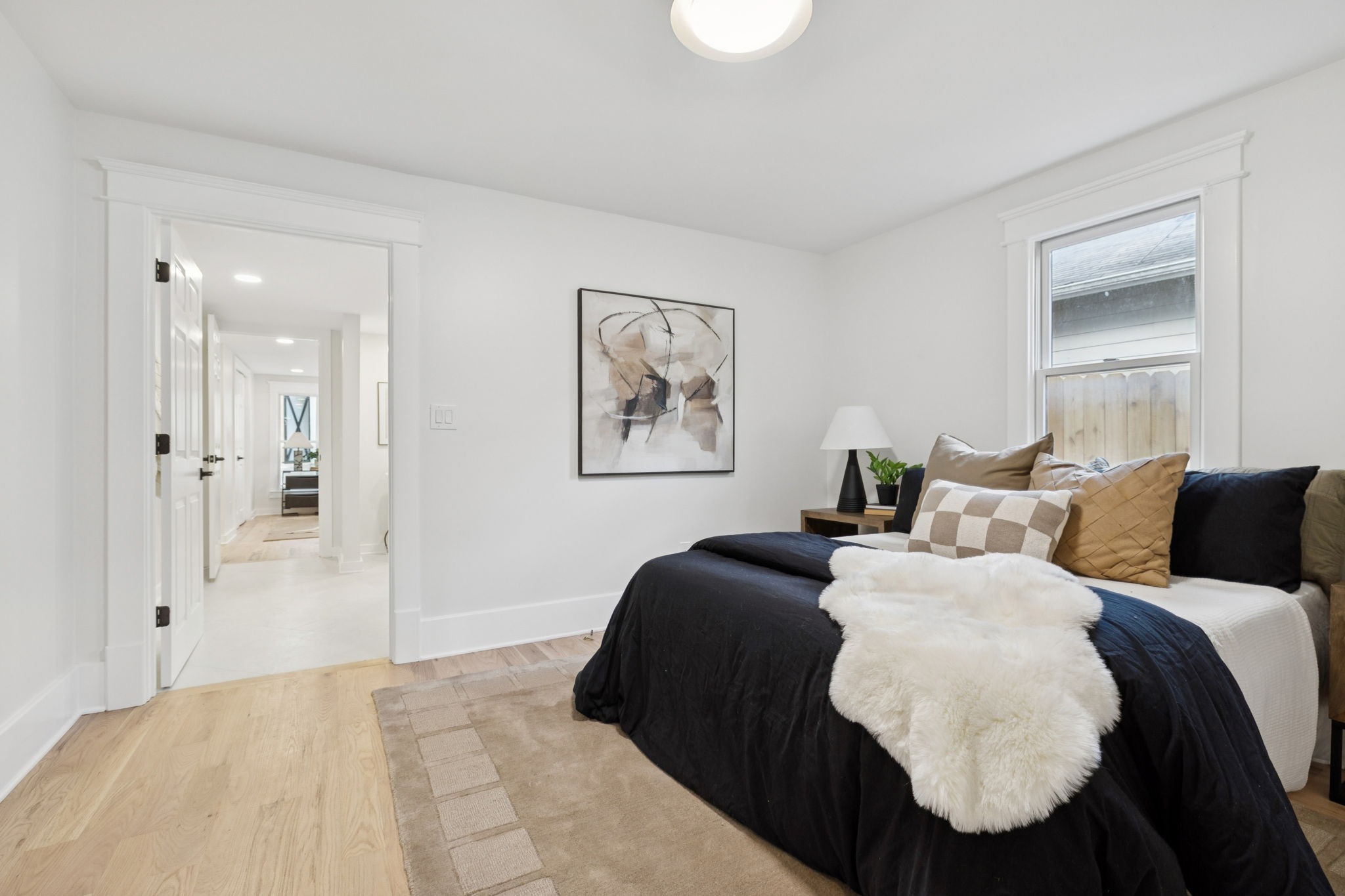 1501 Lillian St