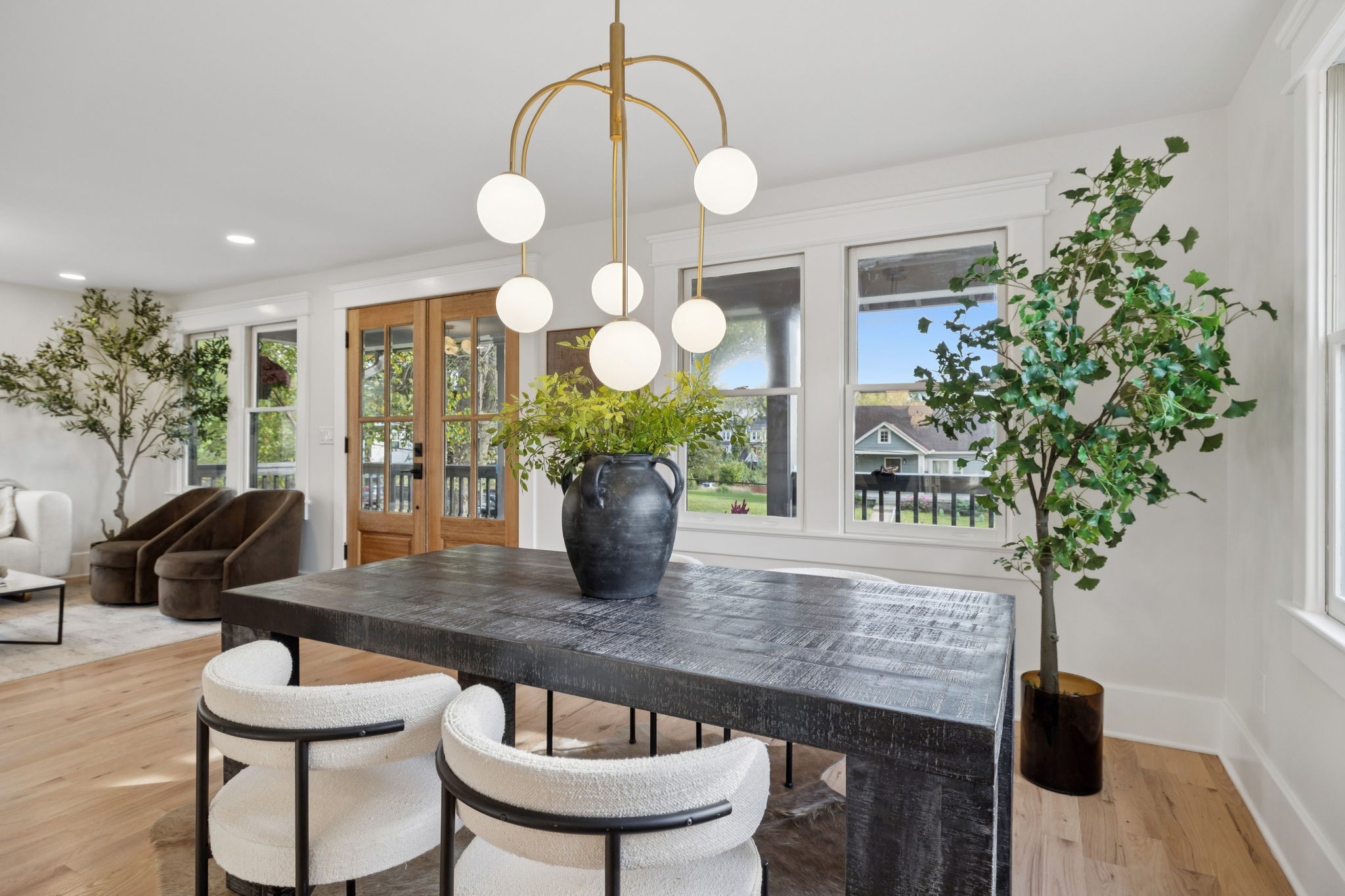 1501 Lillian St