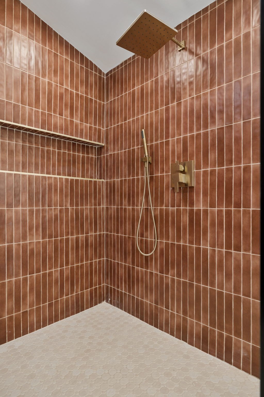 1501 Lillian St