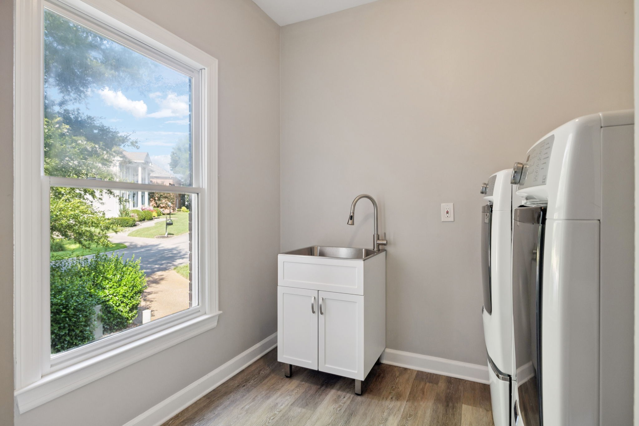 100 Belle Glen Dr