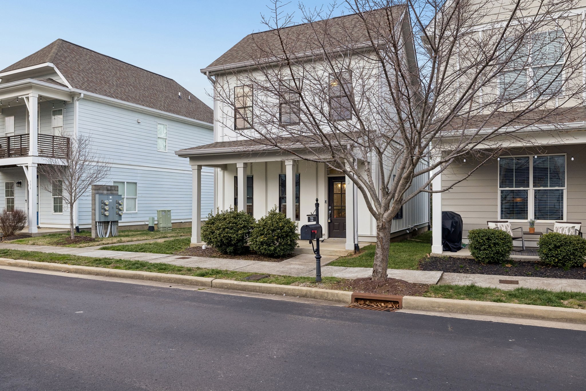 732 Cottage Park Dr