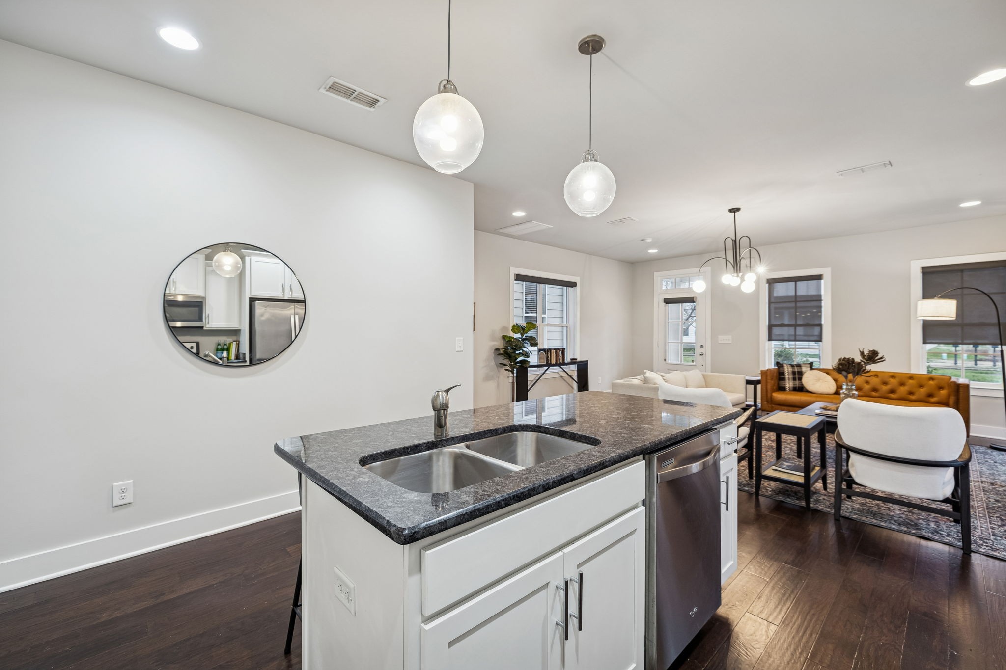 732 Cottage Park Dr