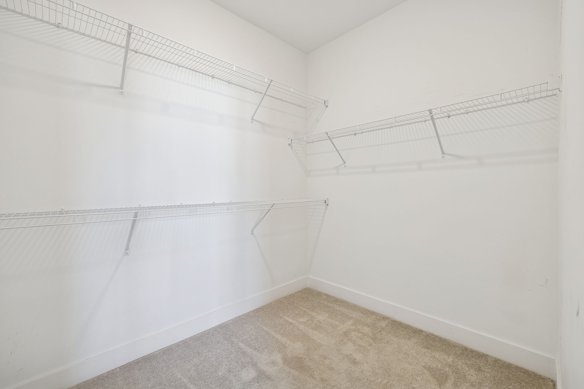 743 Cottage Park Dr
