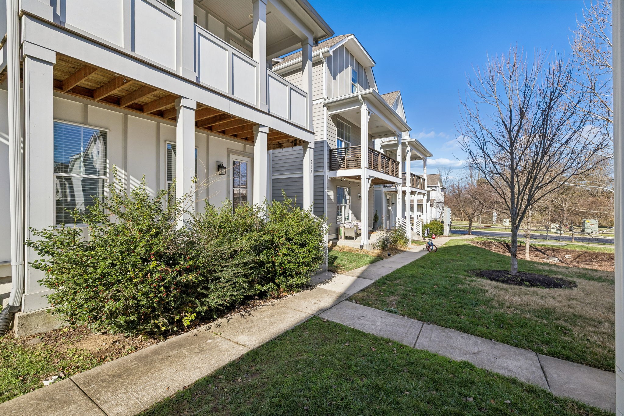 743 Cottage Park Dr