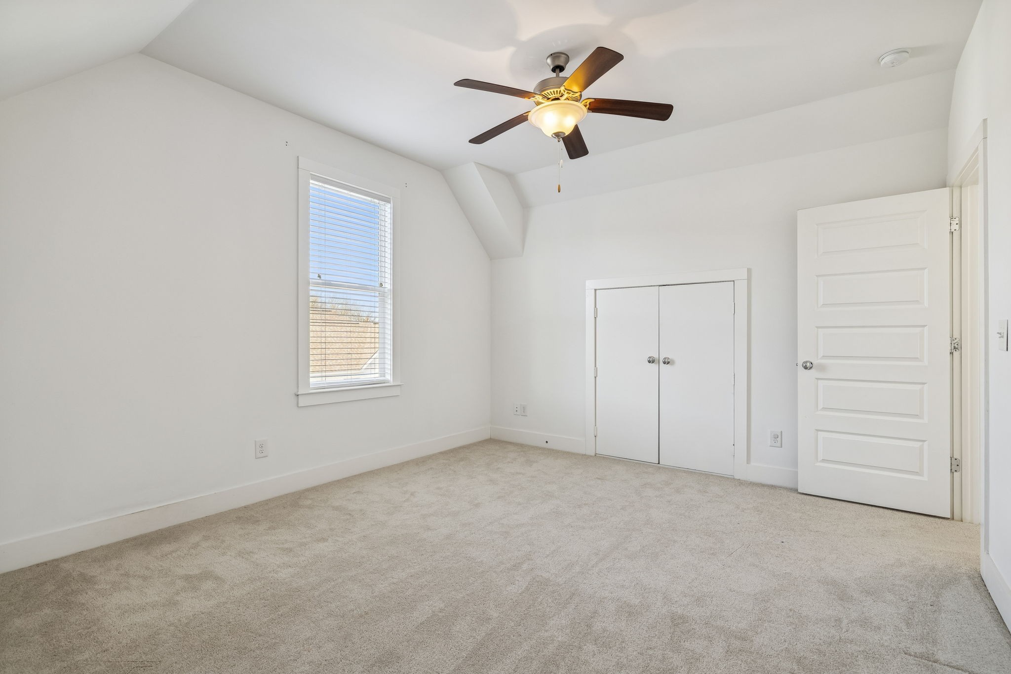 743 Cottage Park Dr