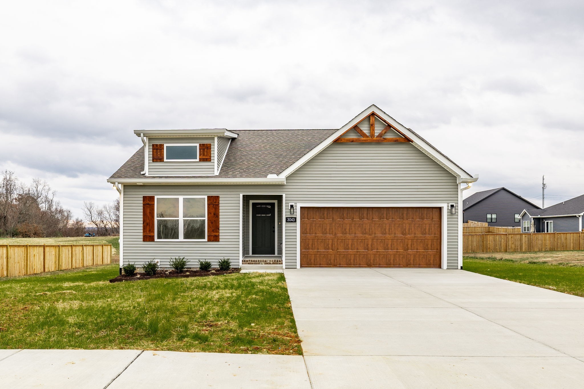 3043 Ayrshire Dr