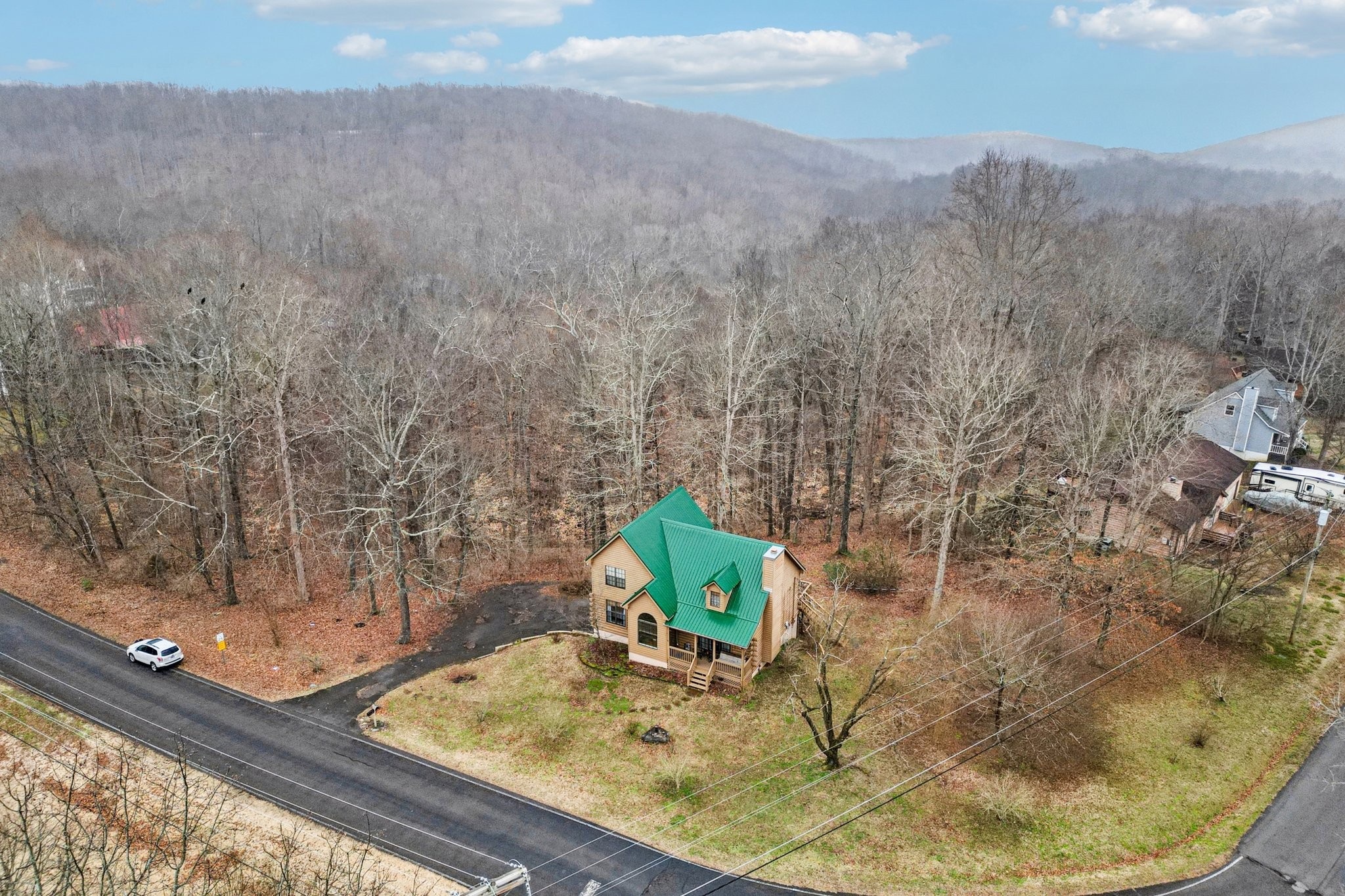 747 Lone Oak Dr
