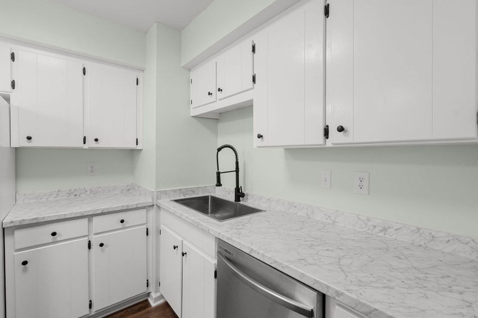 2325 Elliston Pl Unit: 410