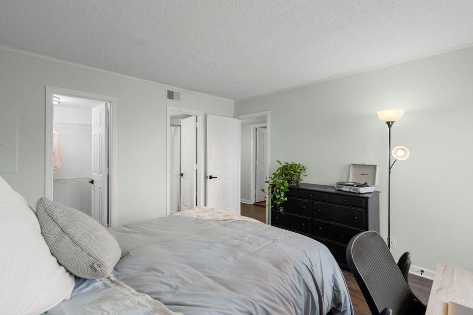 2325 Elliston Pl Unit: 410