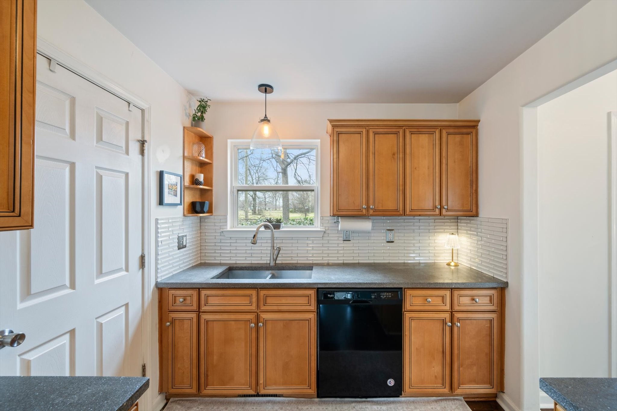 238 Treutland Ave