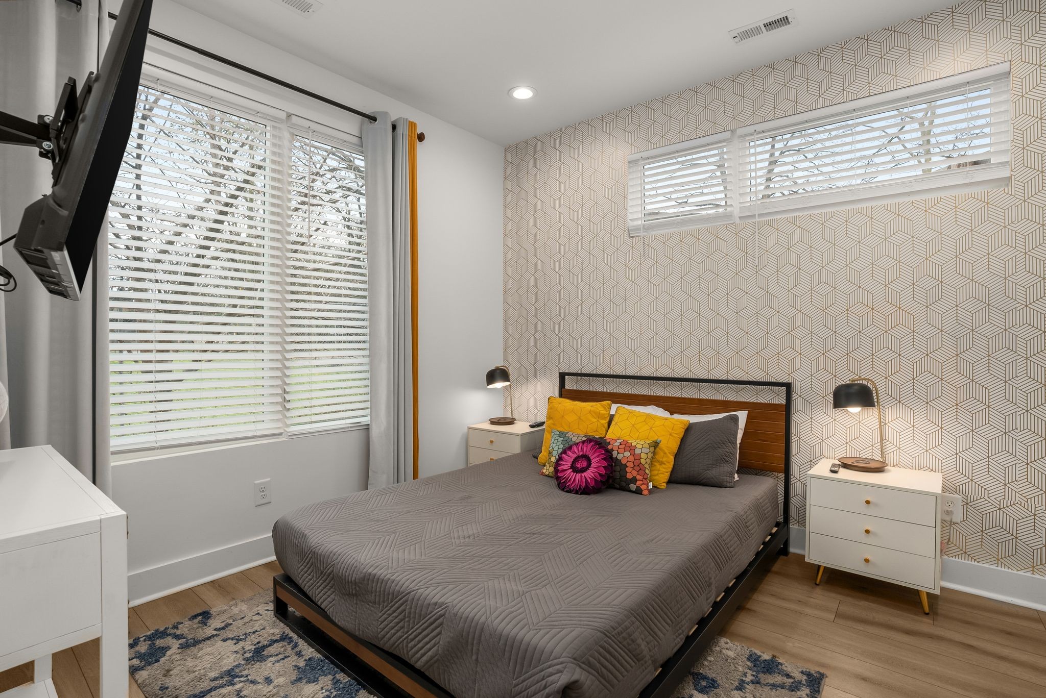 2403 Jefferson St Unit: G
