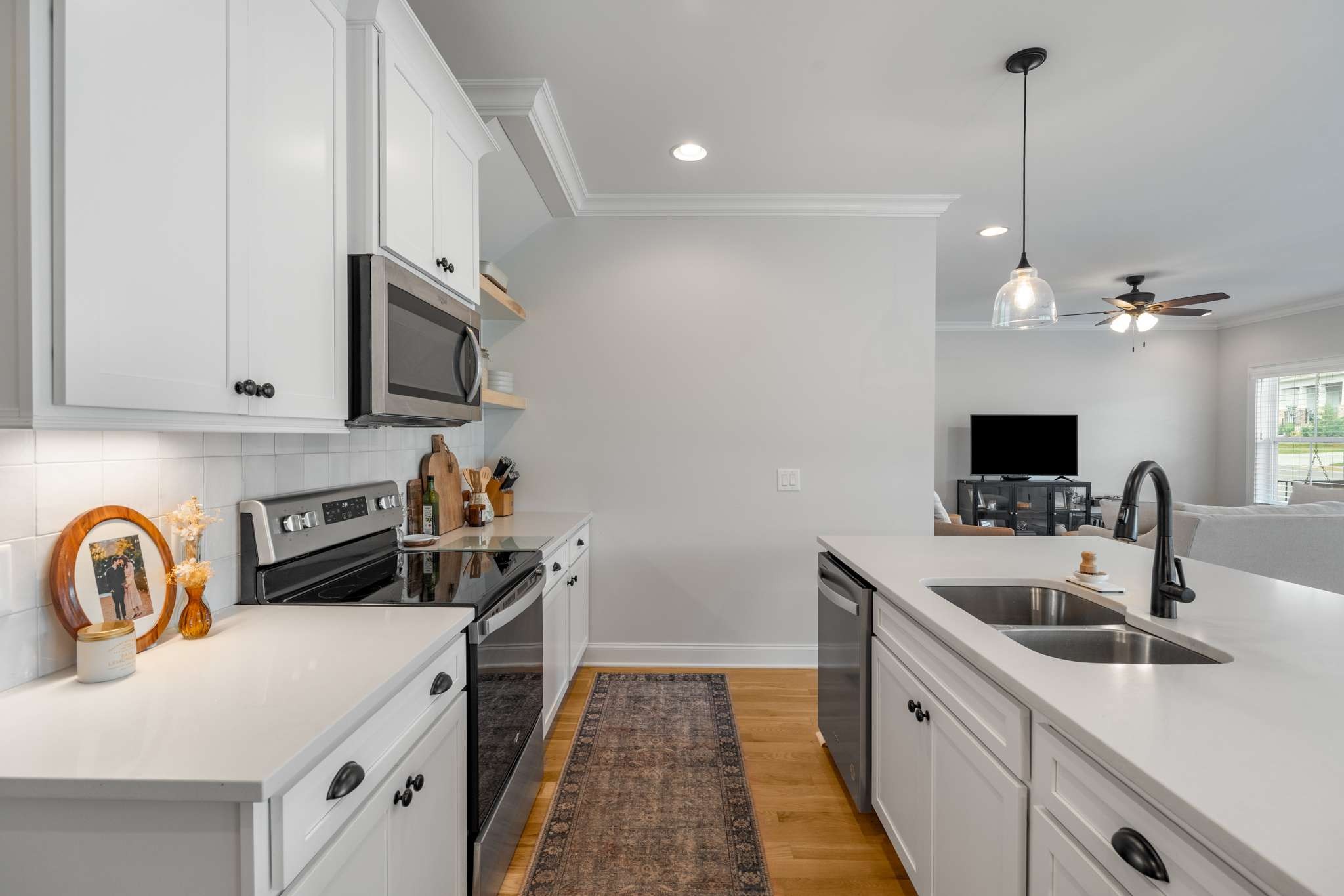 4830 Kintore Dr
