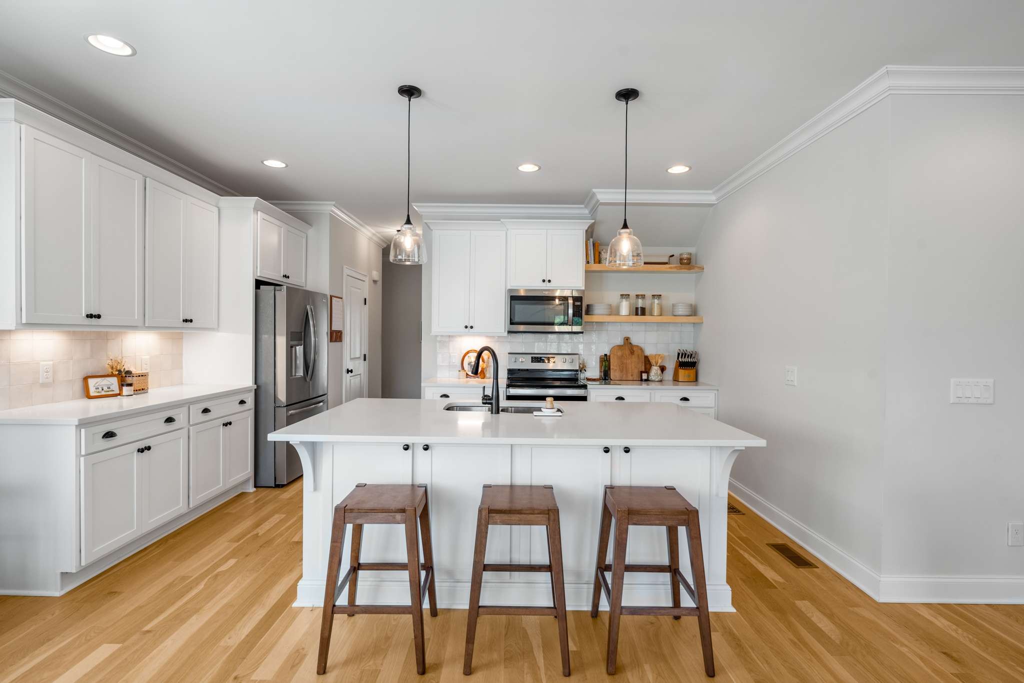 4830 Kintore Dr