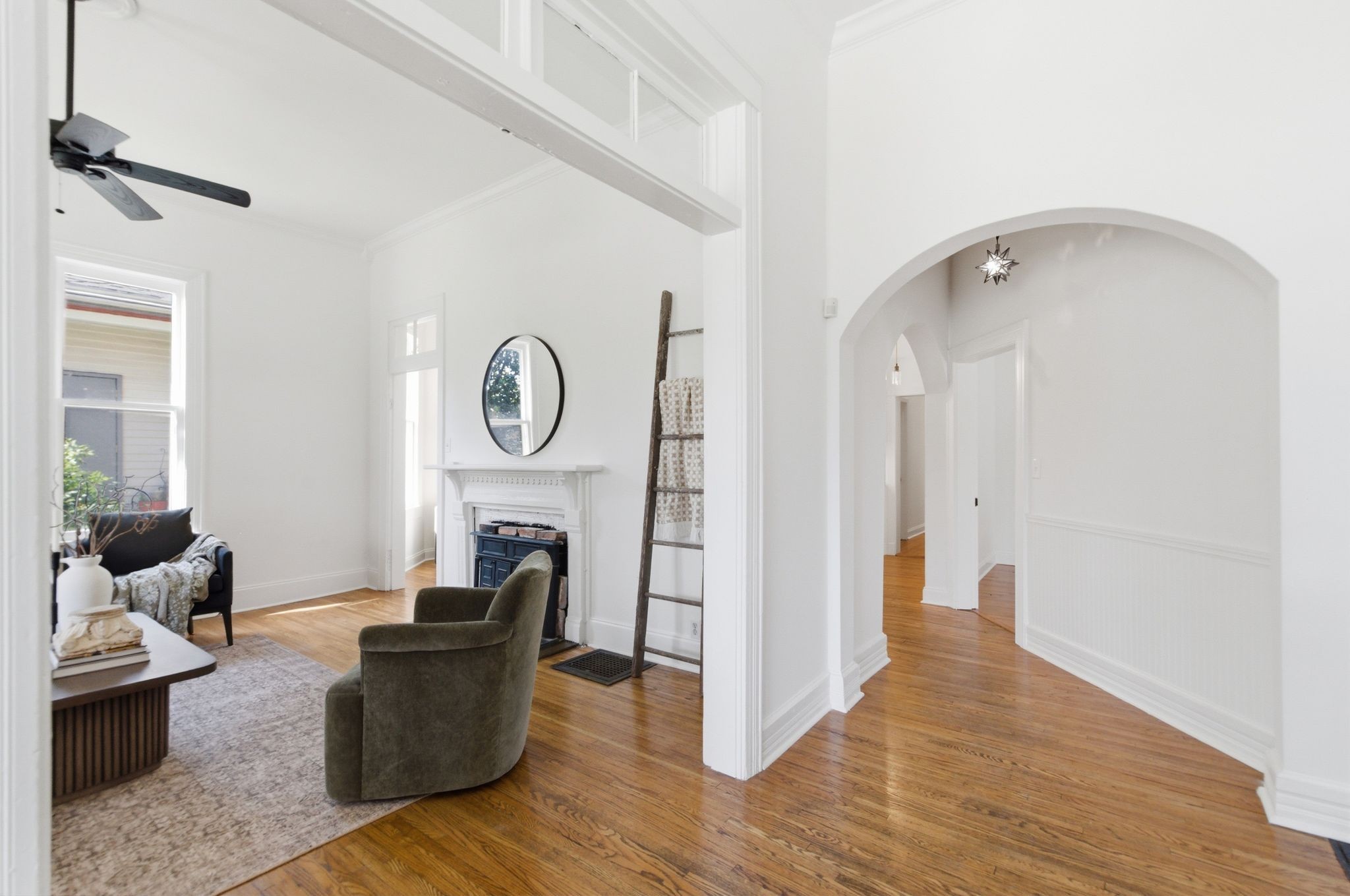 910 Benton Ave