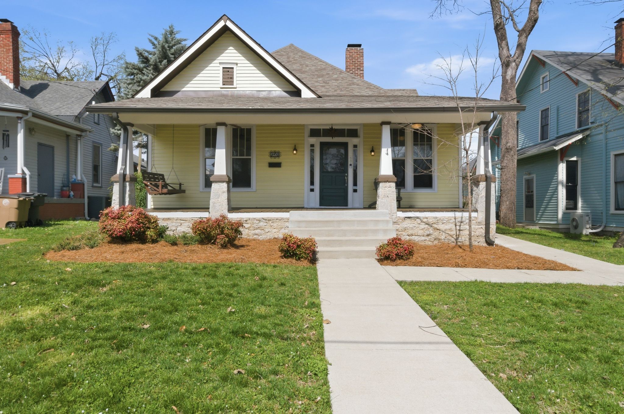 910 Benton Ave