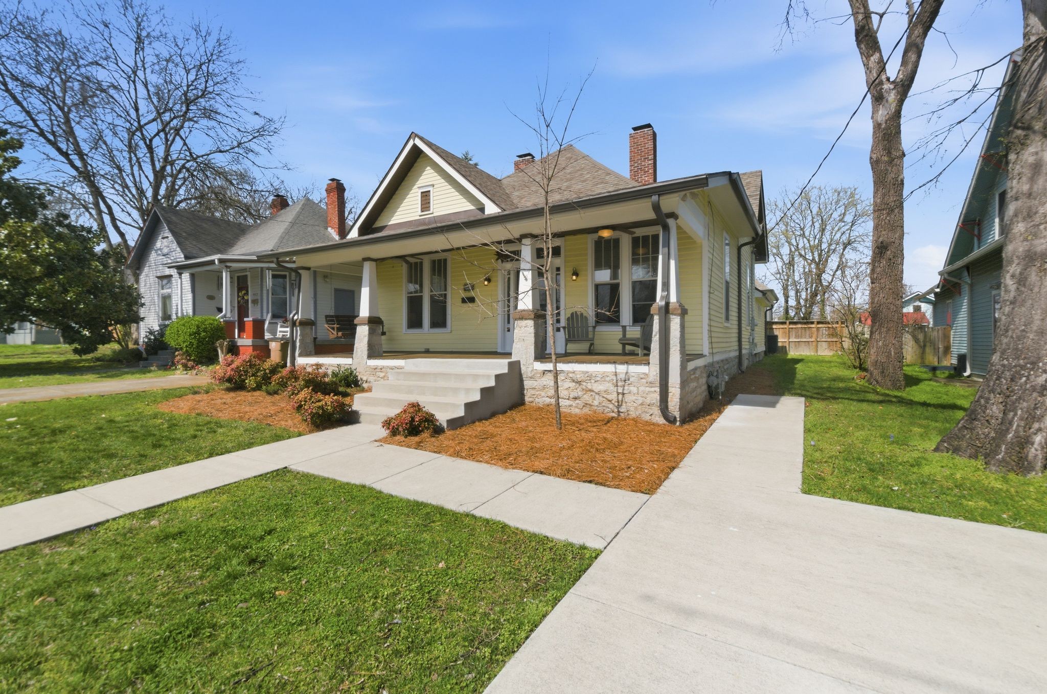910 Benton Ave