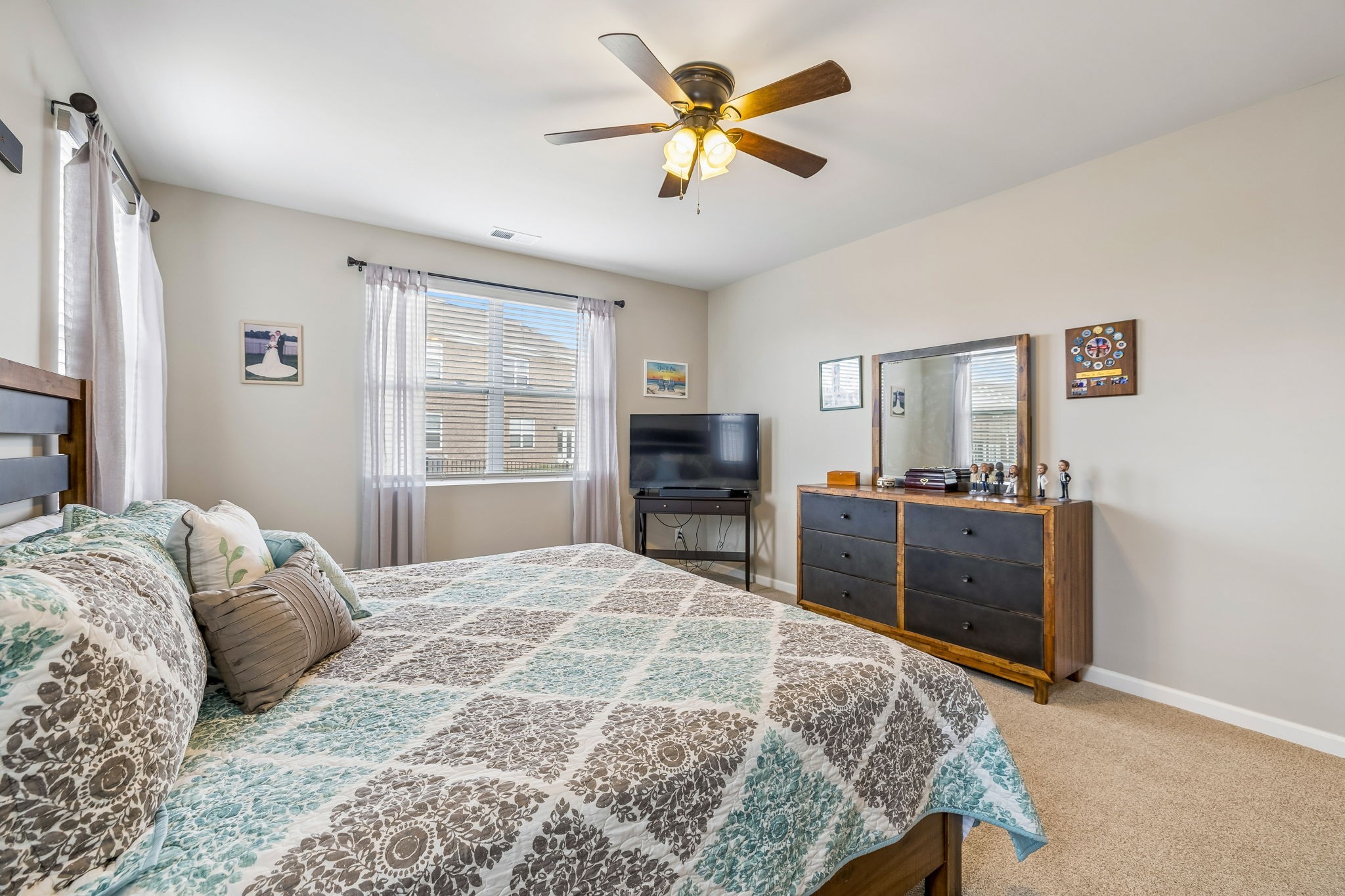 1426 Marigold Dr