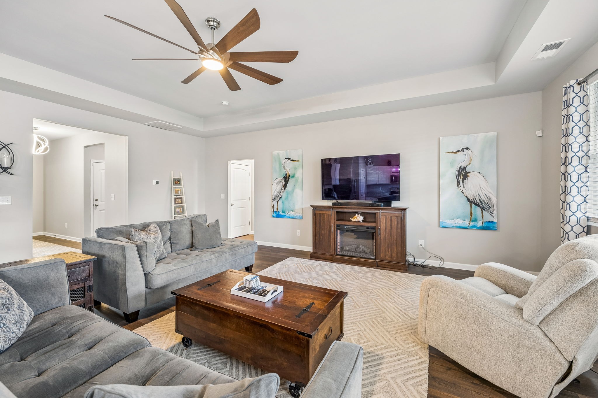 1426 Marigold Dr