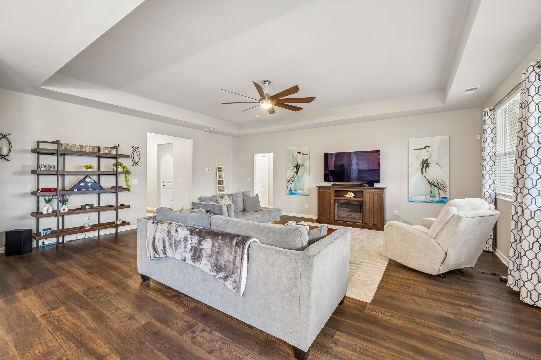 1426 Marigold Dr