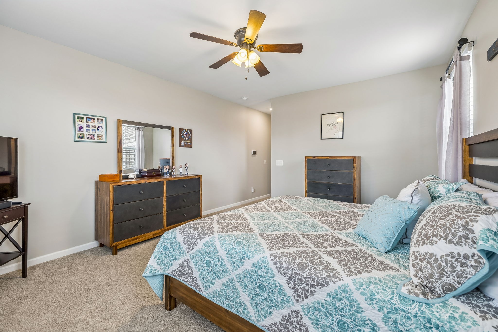 1426 Marigold Dr