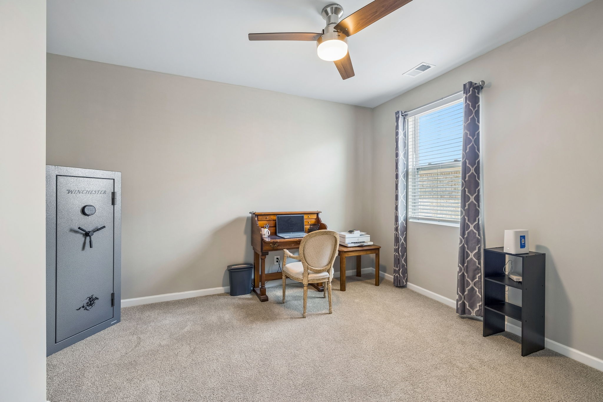 1426 Marigold Dr