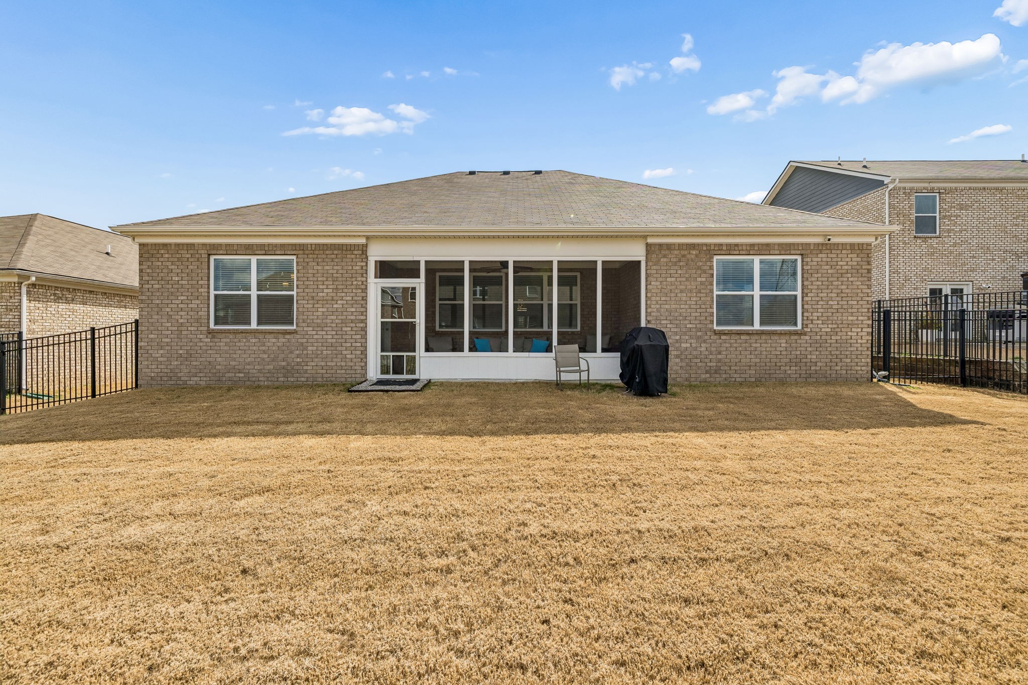 1426 Marigold Dr