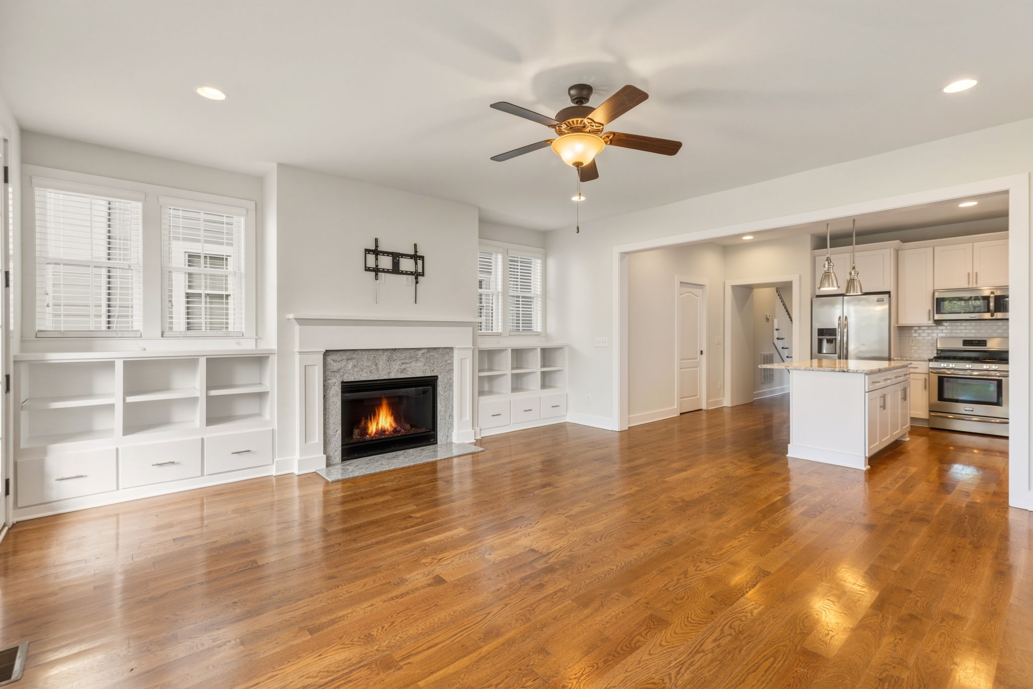 5003A Michigan Ave