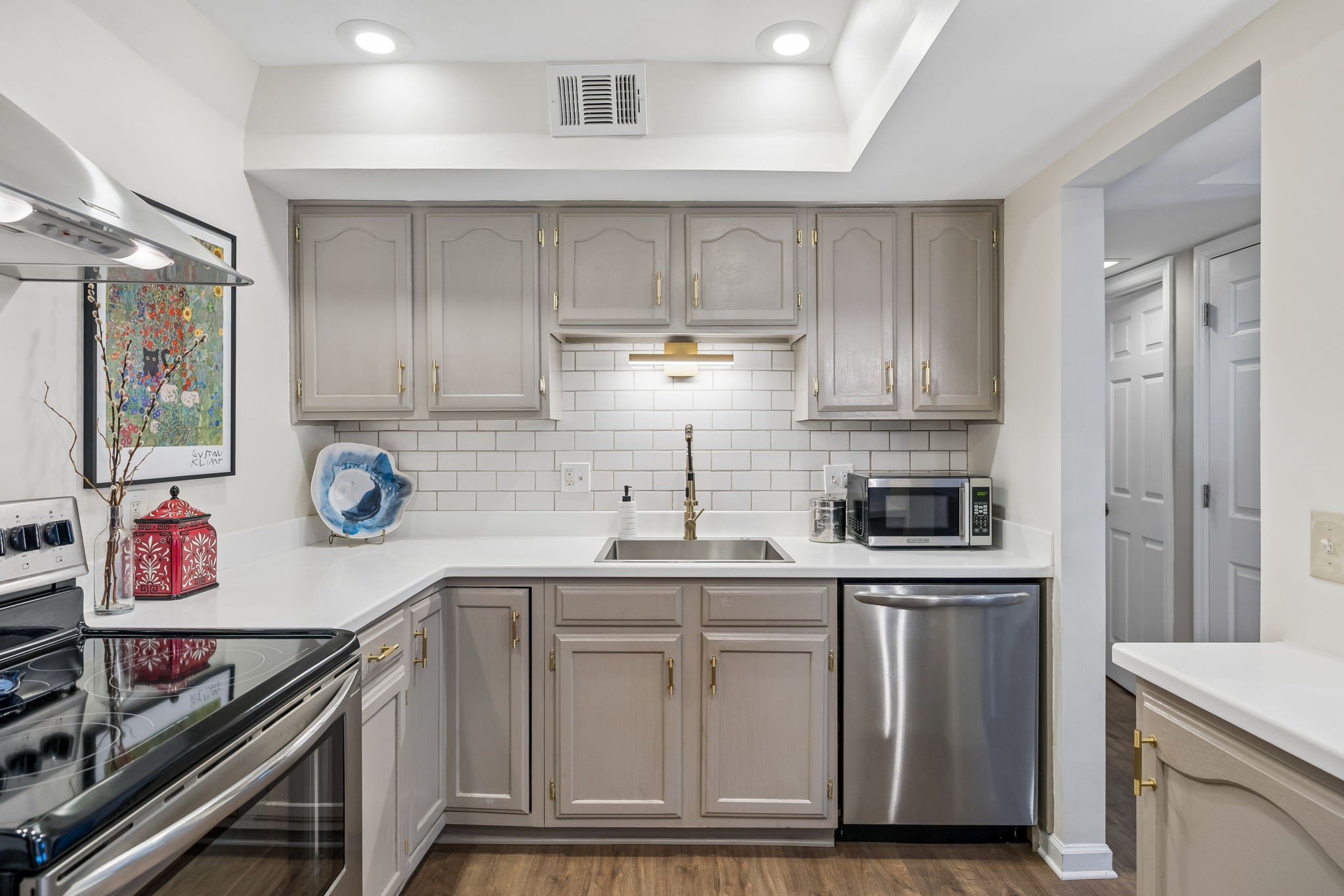 5025 Hillsboro Pike Unit: 6F