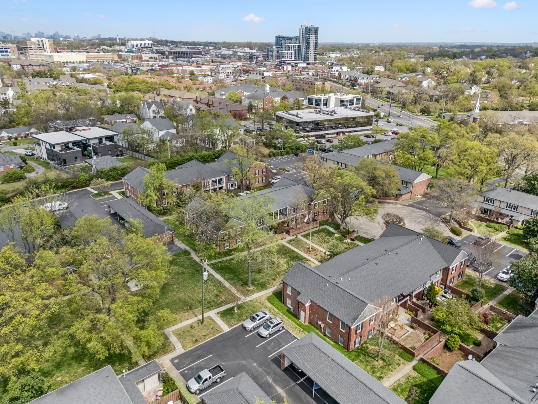 5025 Hillsboro Pike Unit: 6F