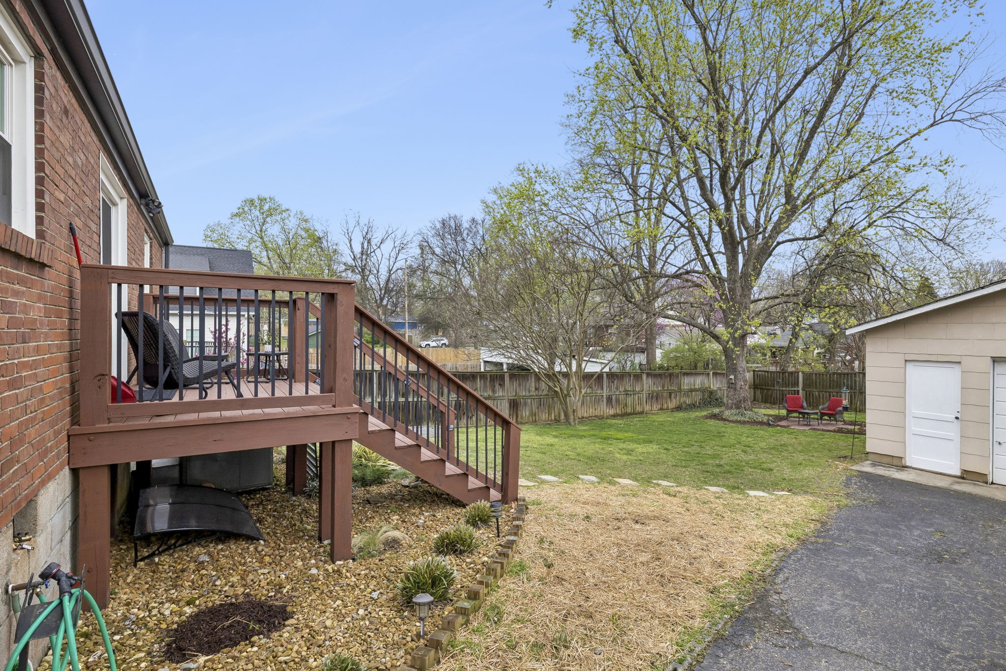 1007 Broadmoor Dr