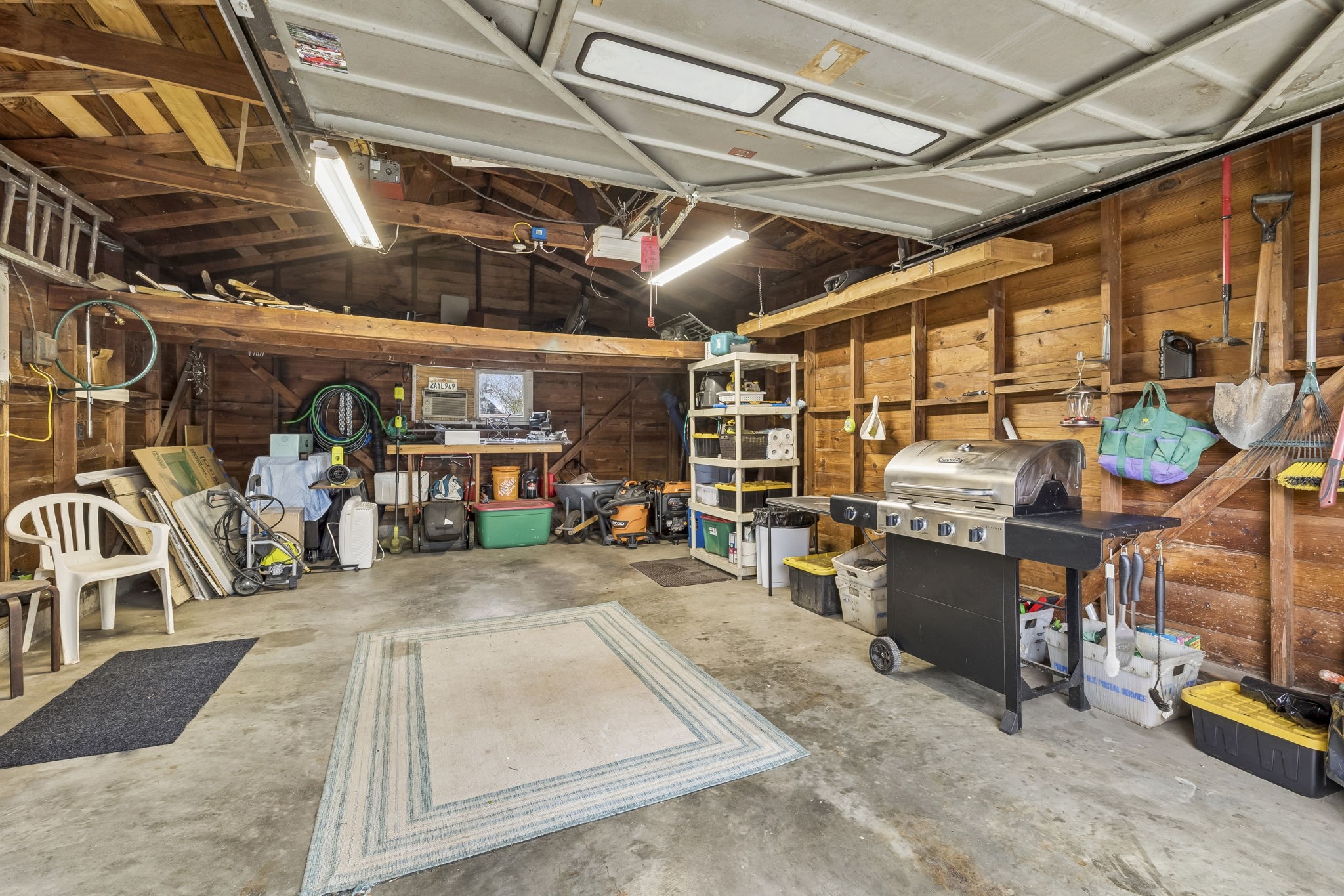 1007 Broadmoor Dr