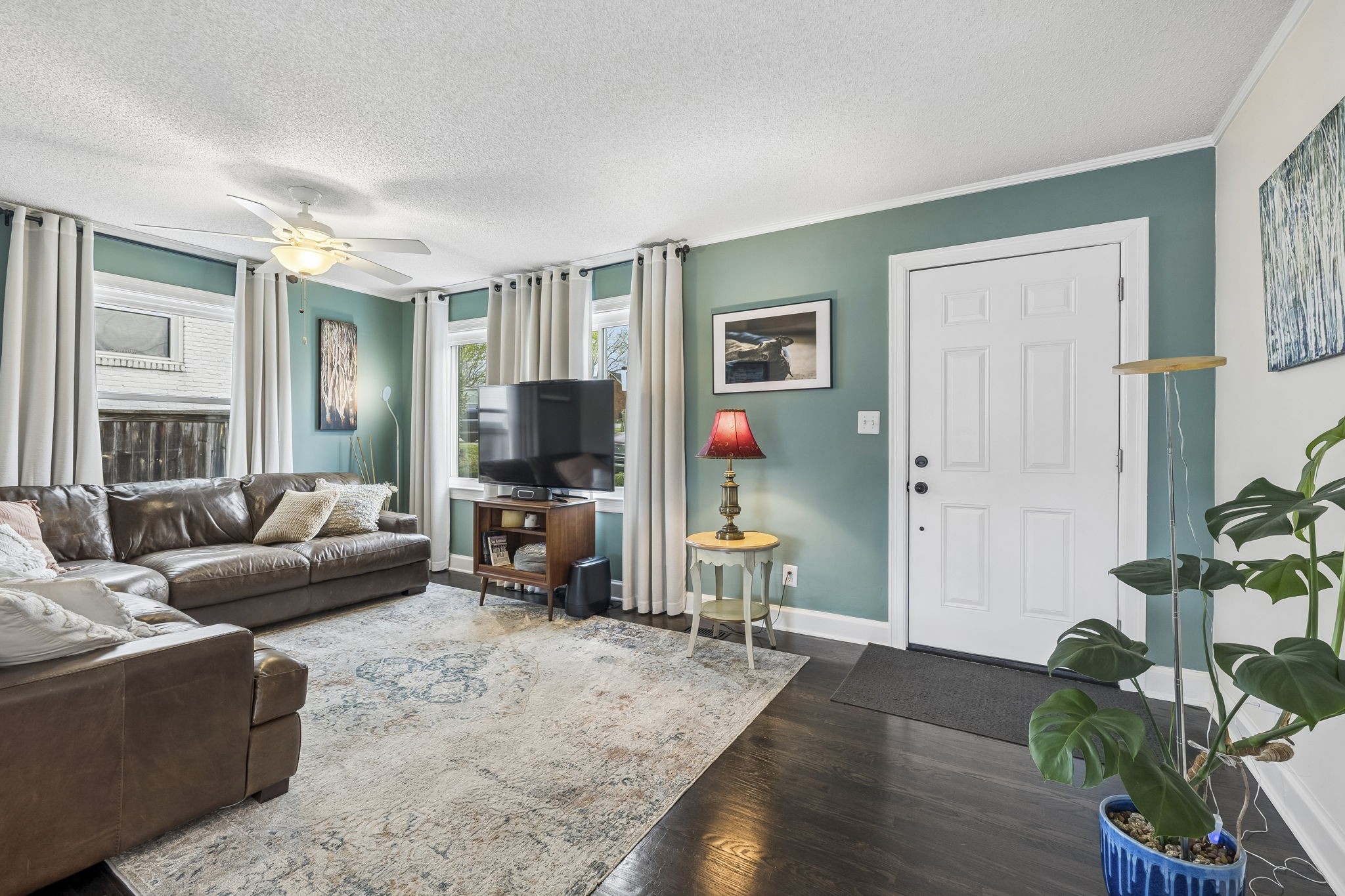 1007 Broadmoor Dr