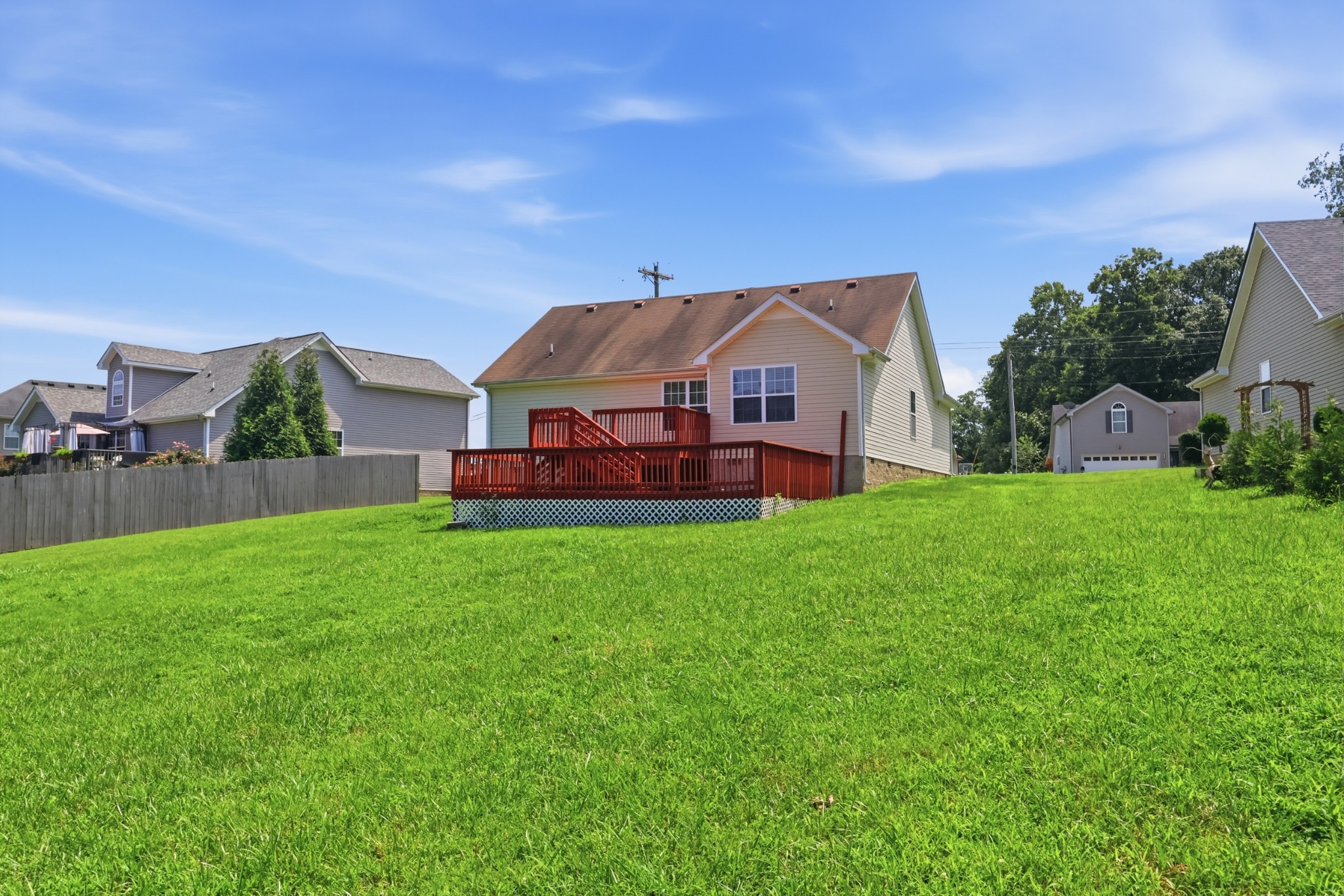 1295 Keech Dr