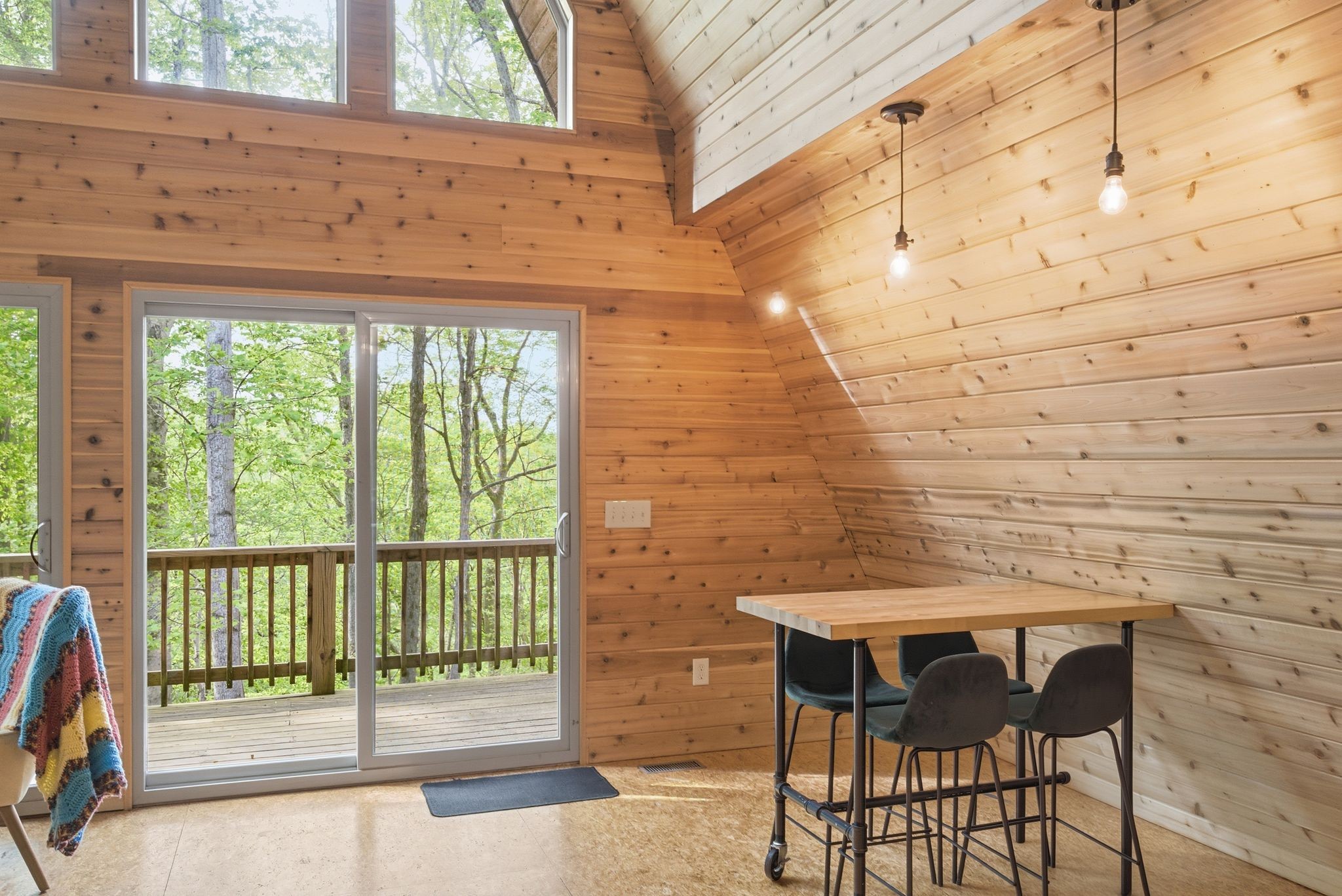 1277 Loftis Rd