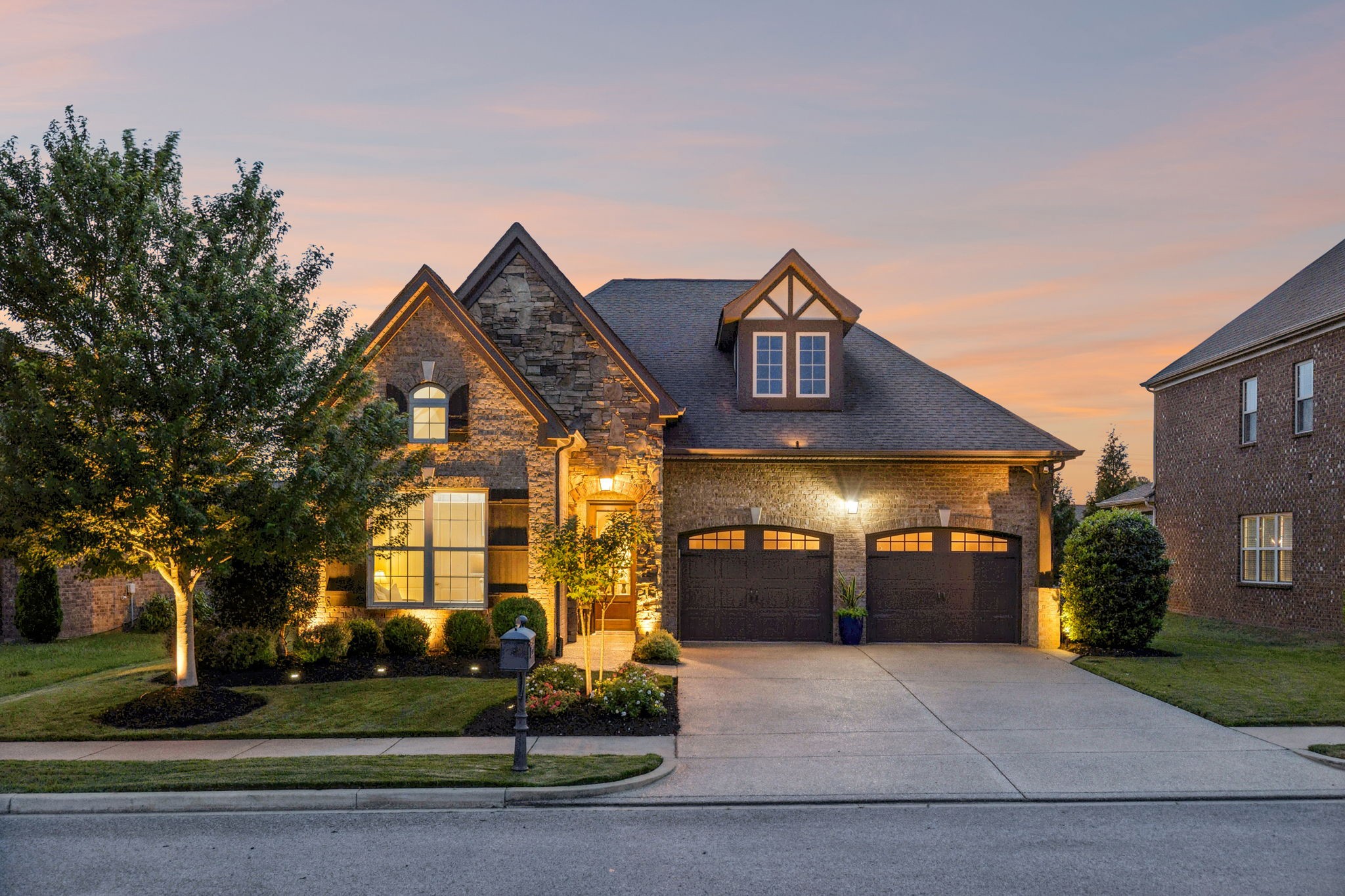 1021 Baxter Ln