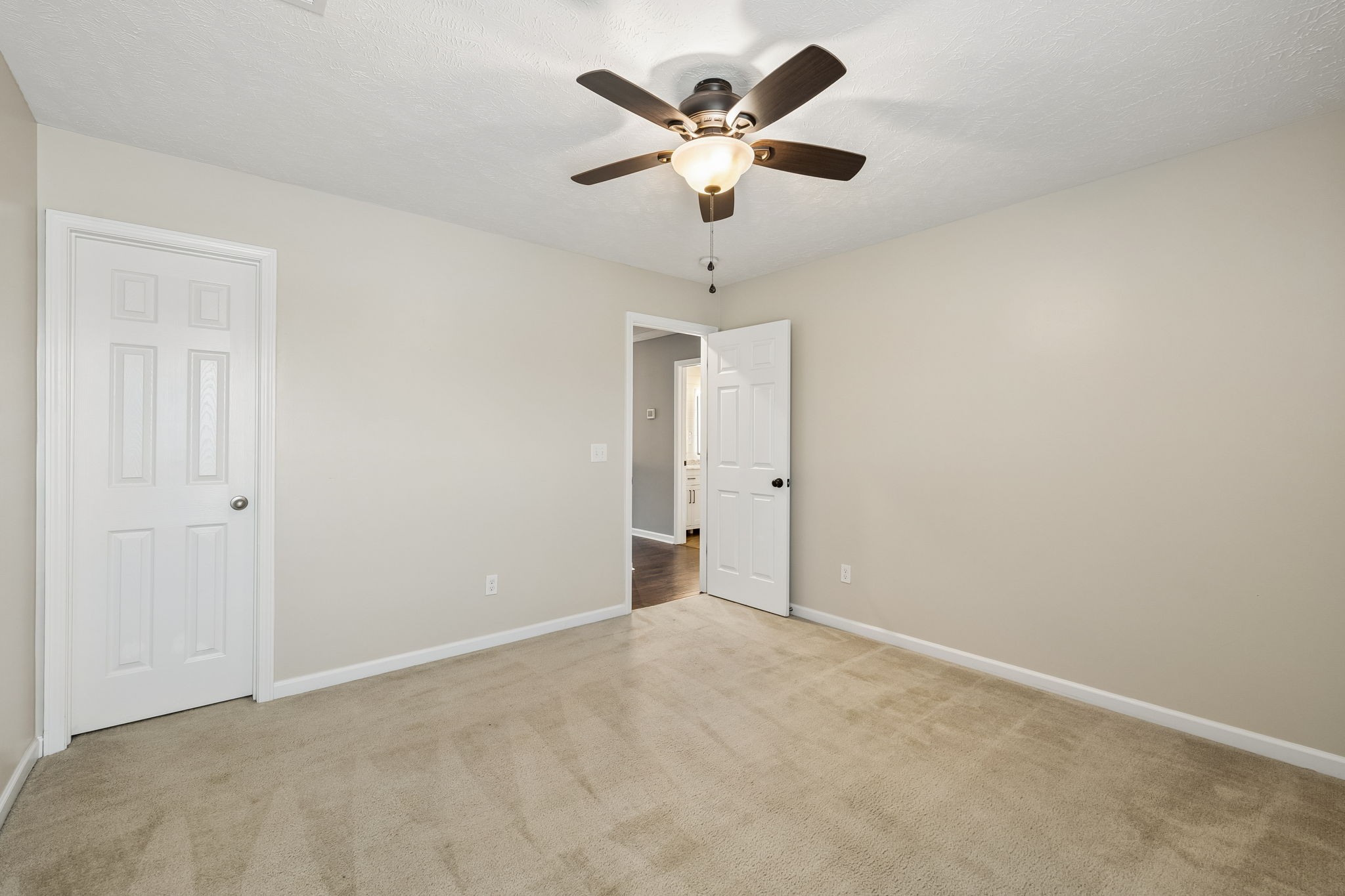 7386 Autumn Crossing Way