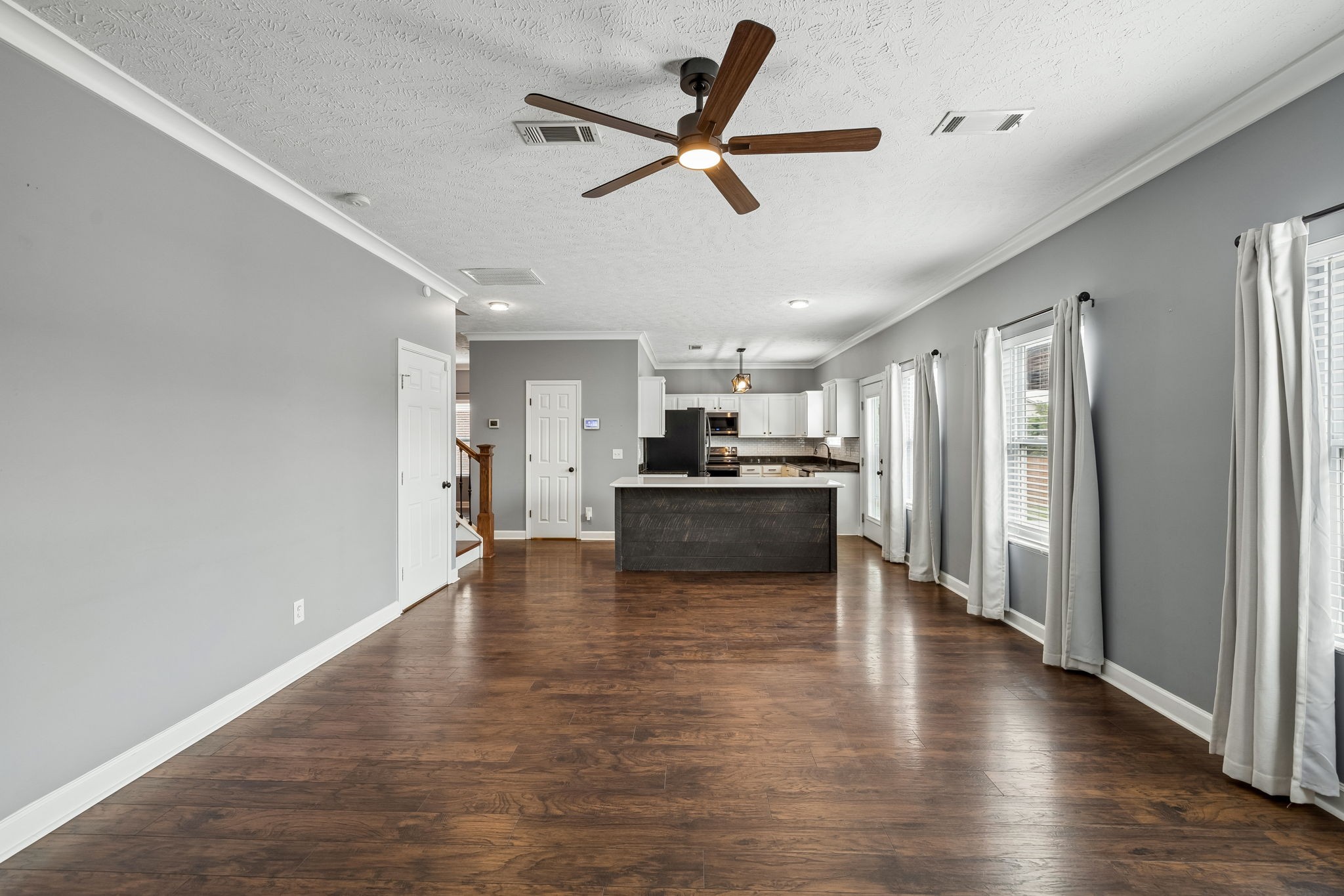 7386 Autumn Crossing Way