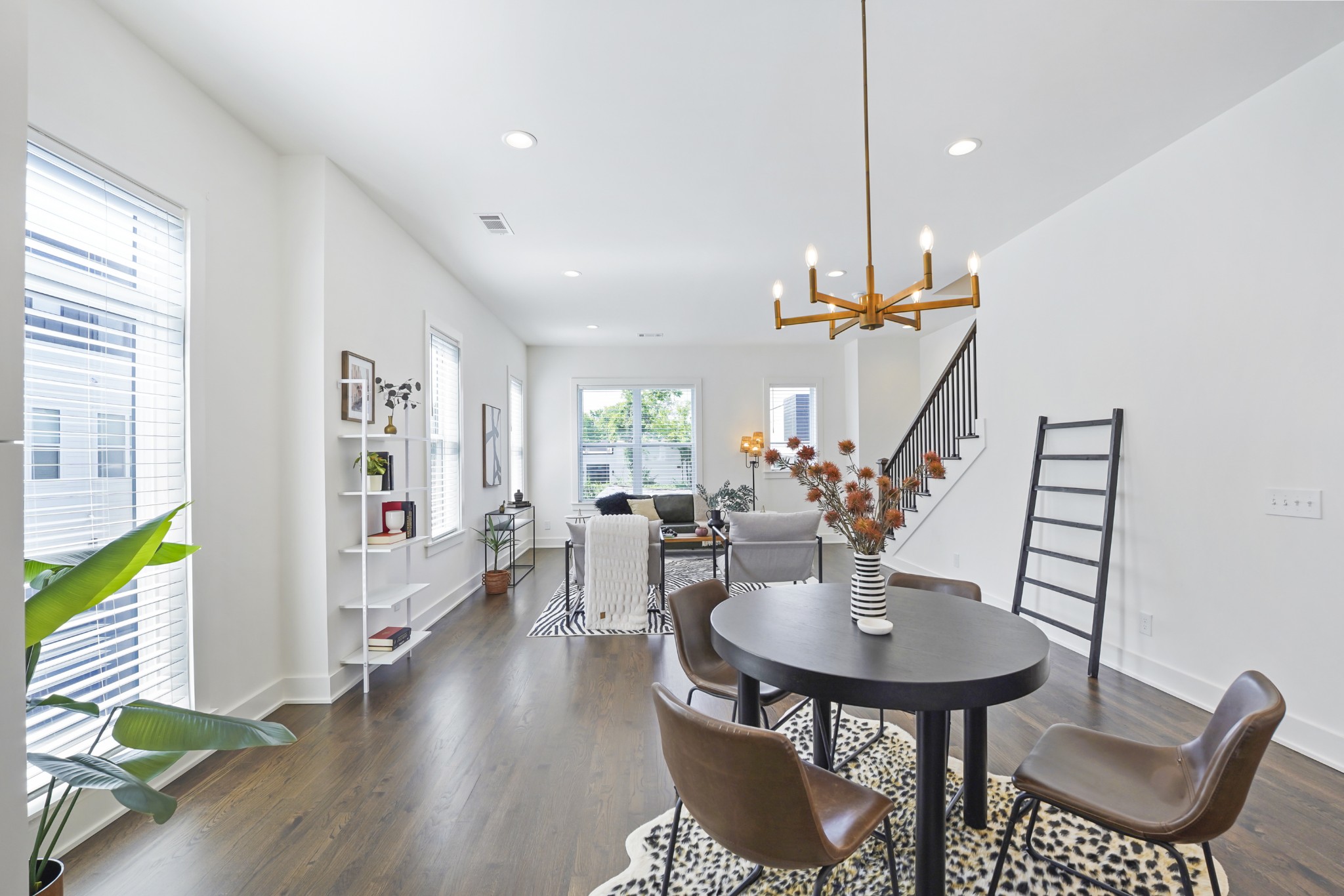 613 Vernon Ave Unit: 1