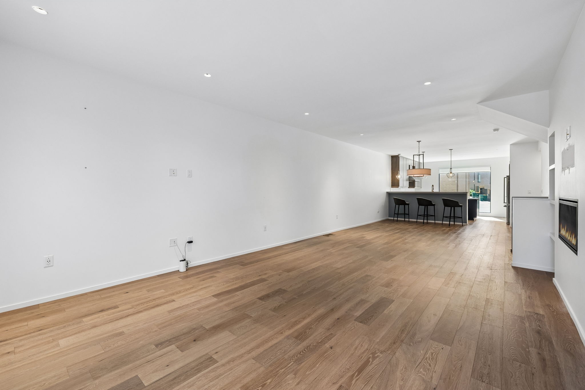 542 Little Channing Way Unit: 542