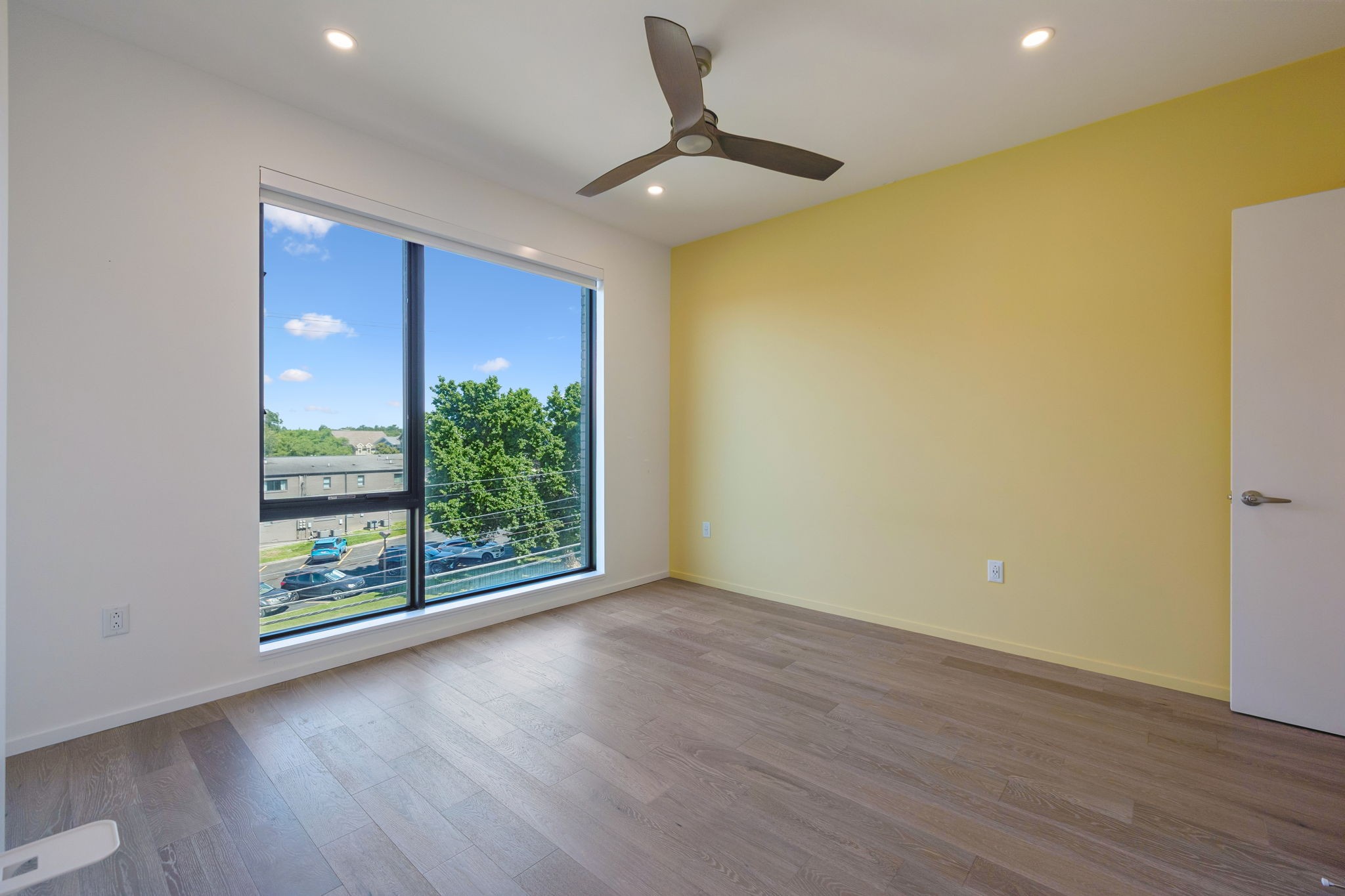 542 Little Channing Way Unit: 542