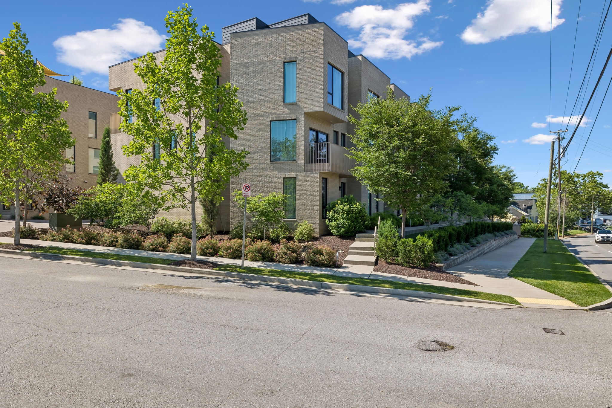 542 Little Channing Way Unit: 542