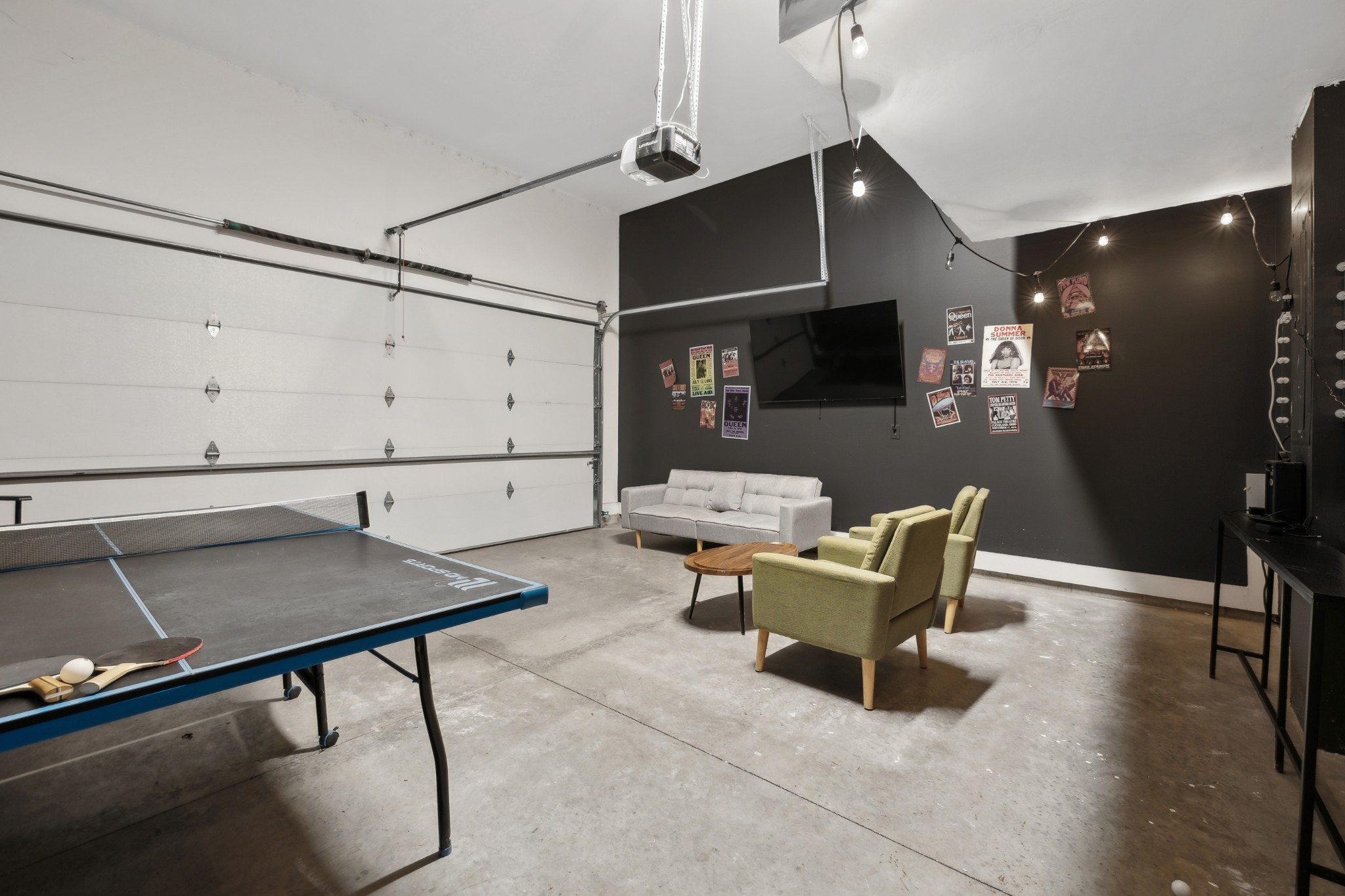 1407 Napoleon St