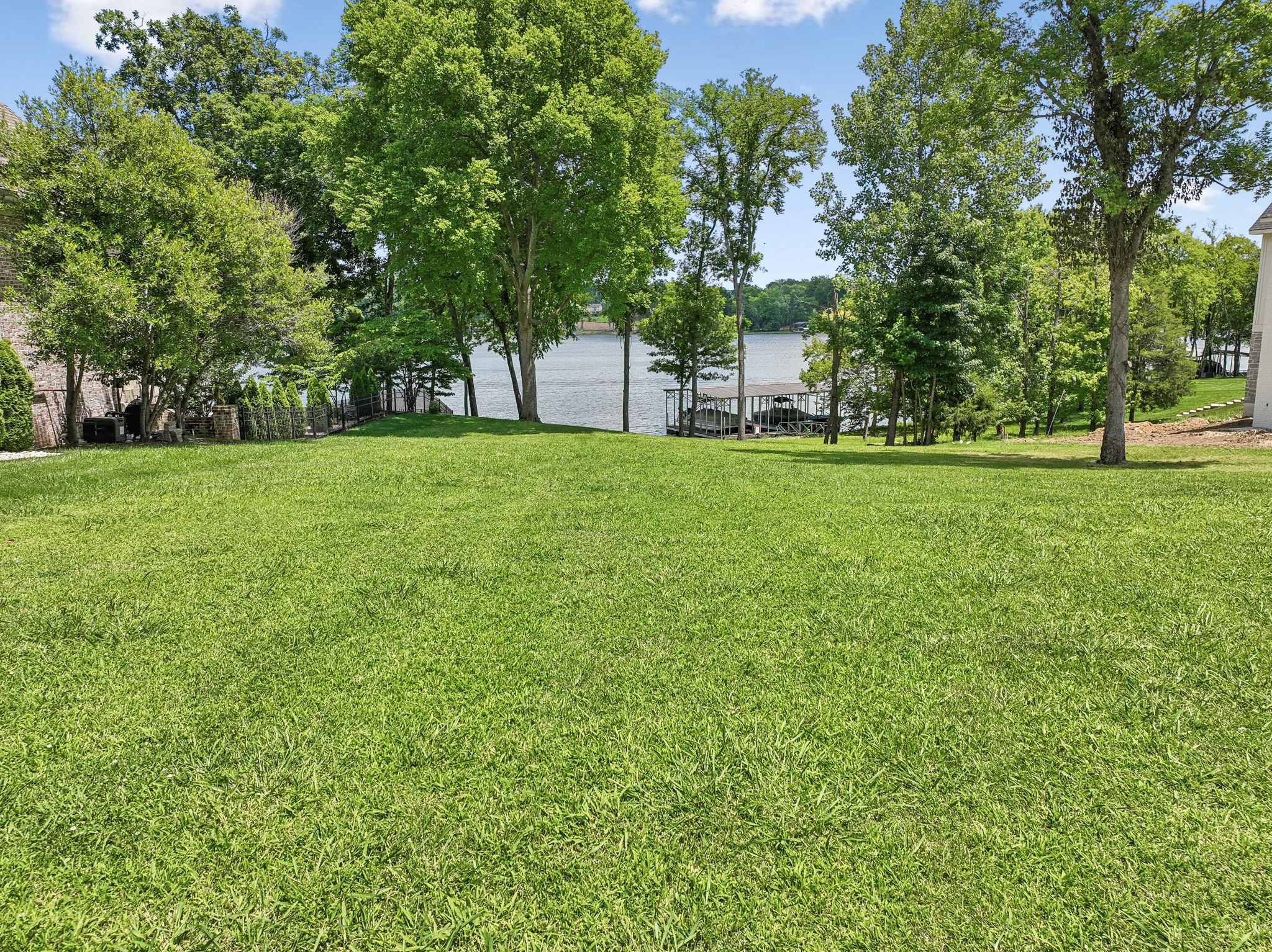 822 Plantation Way