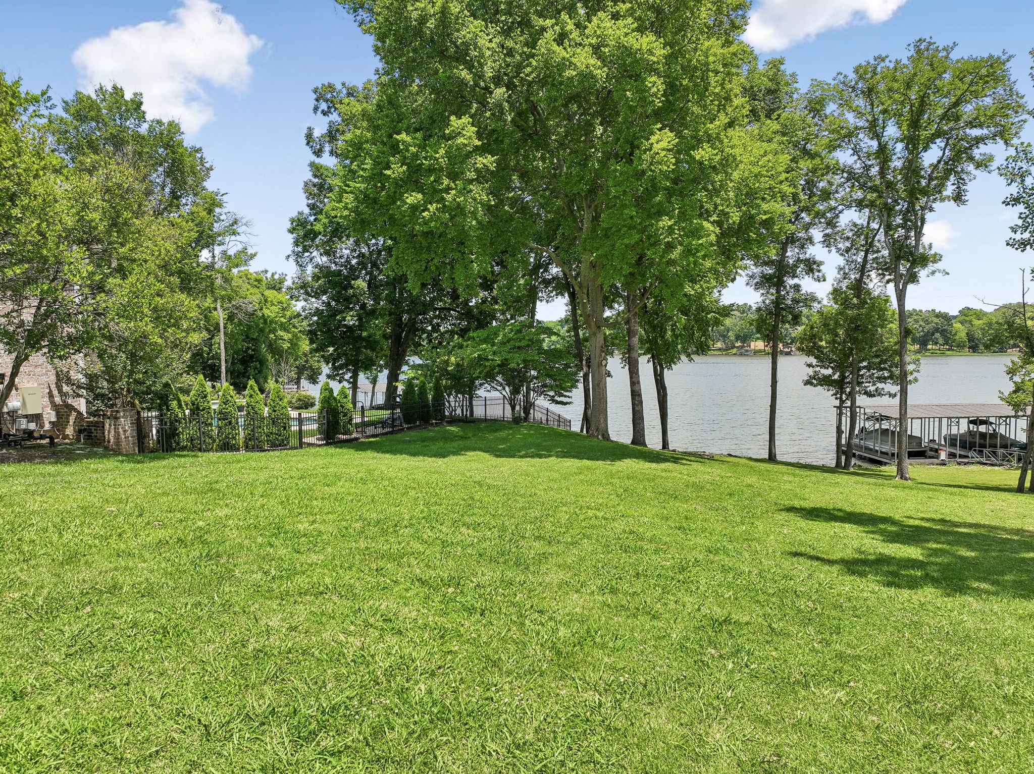 822 Plantation Way
